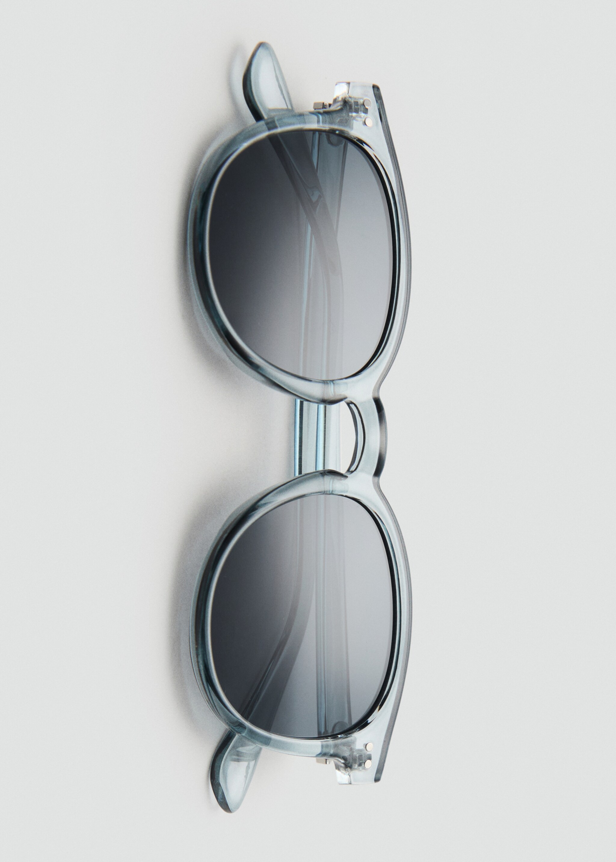 Round-framed sunglasses - Details of the article 2