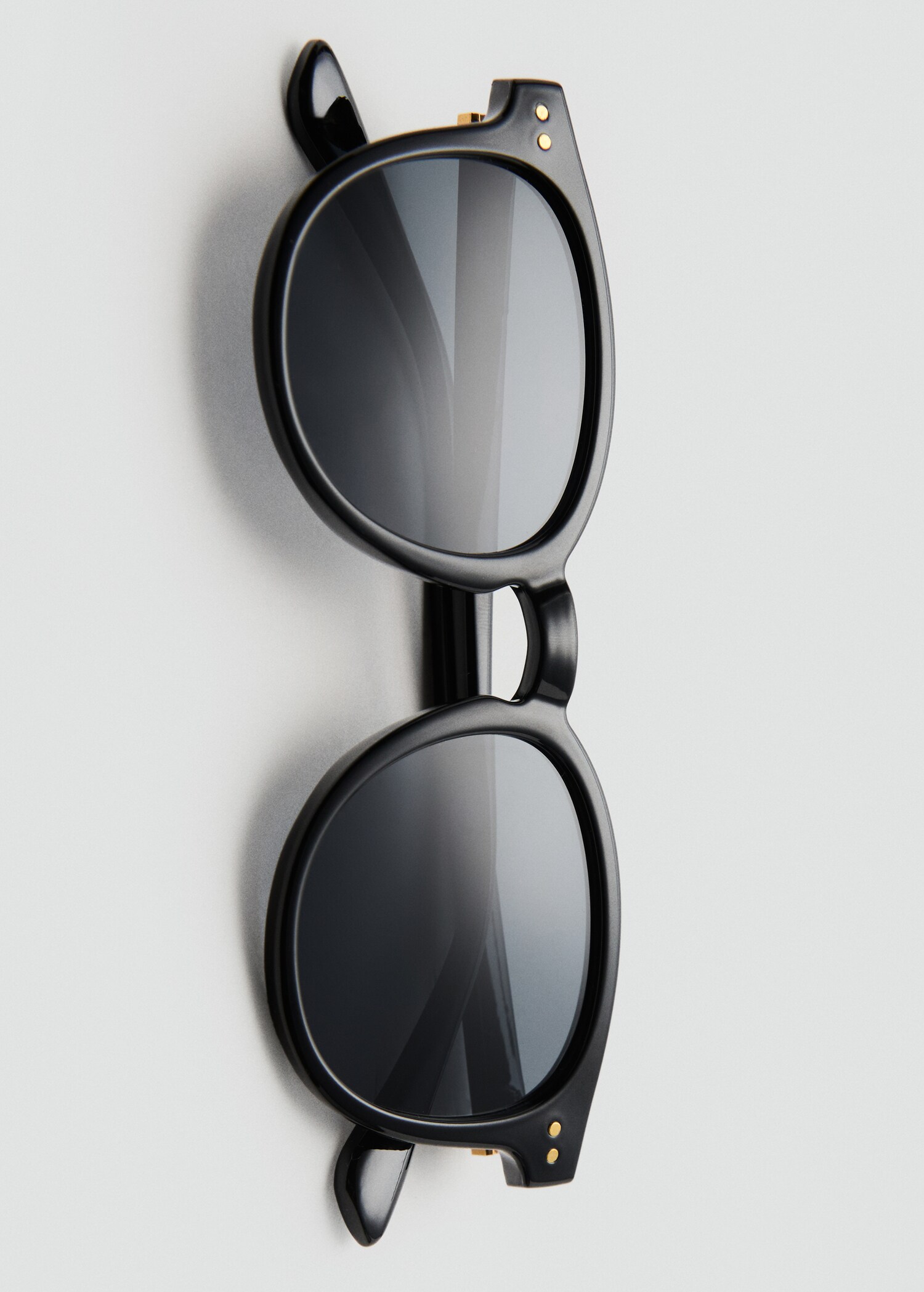 Round-framed sunglasses - Details of the article 2