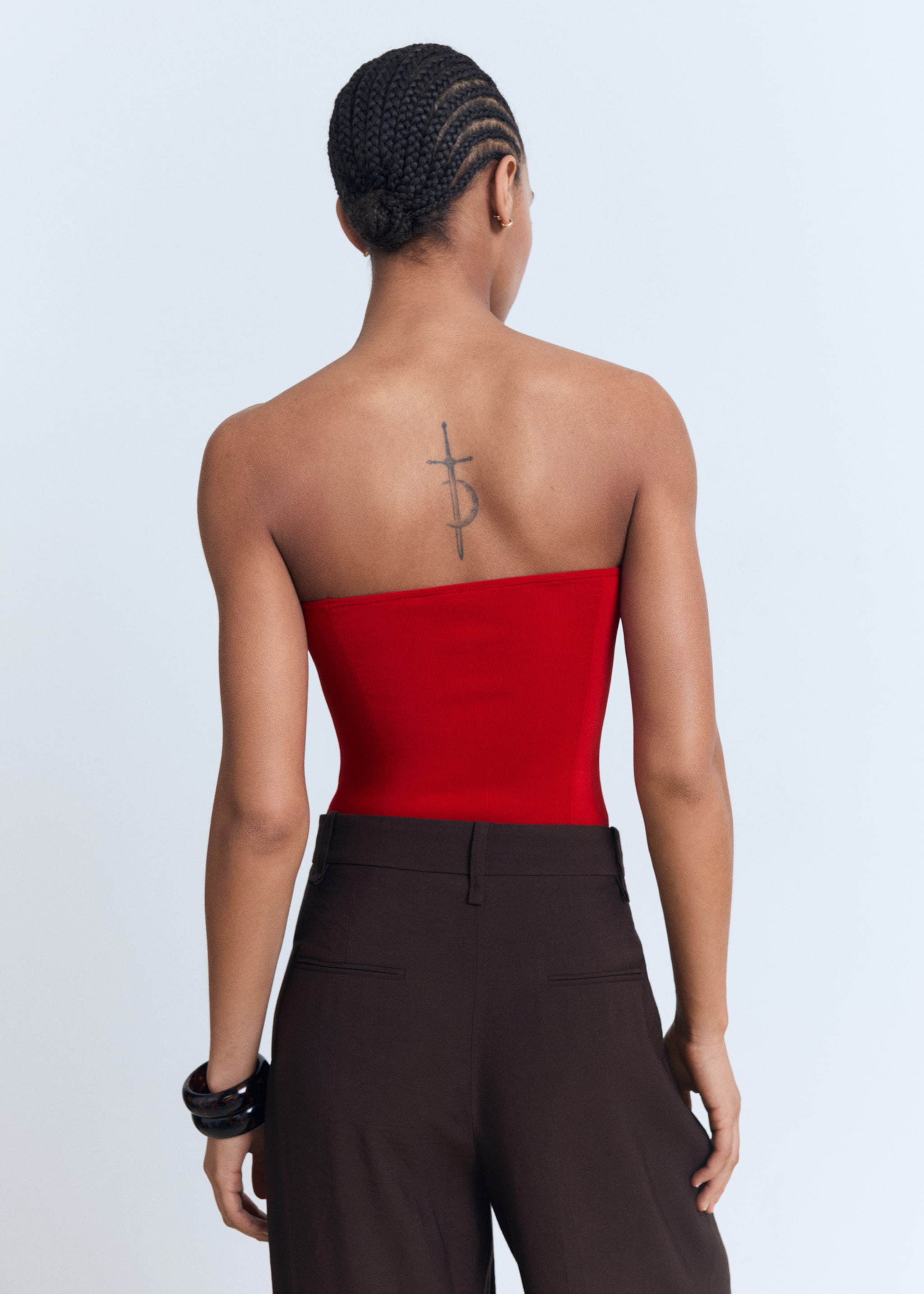 Strapless fitted top - Reverse of the article