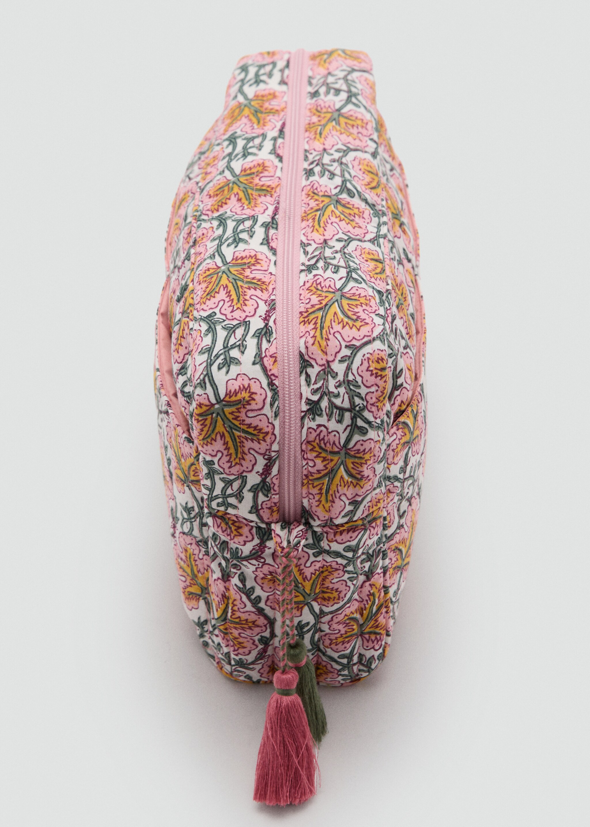 Flower-printed cotton toiletry bag - Details of the article 1