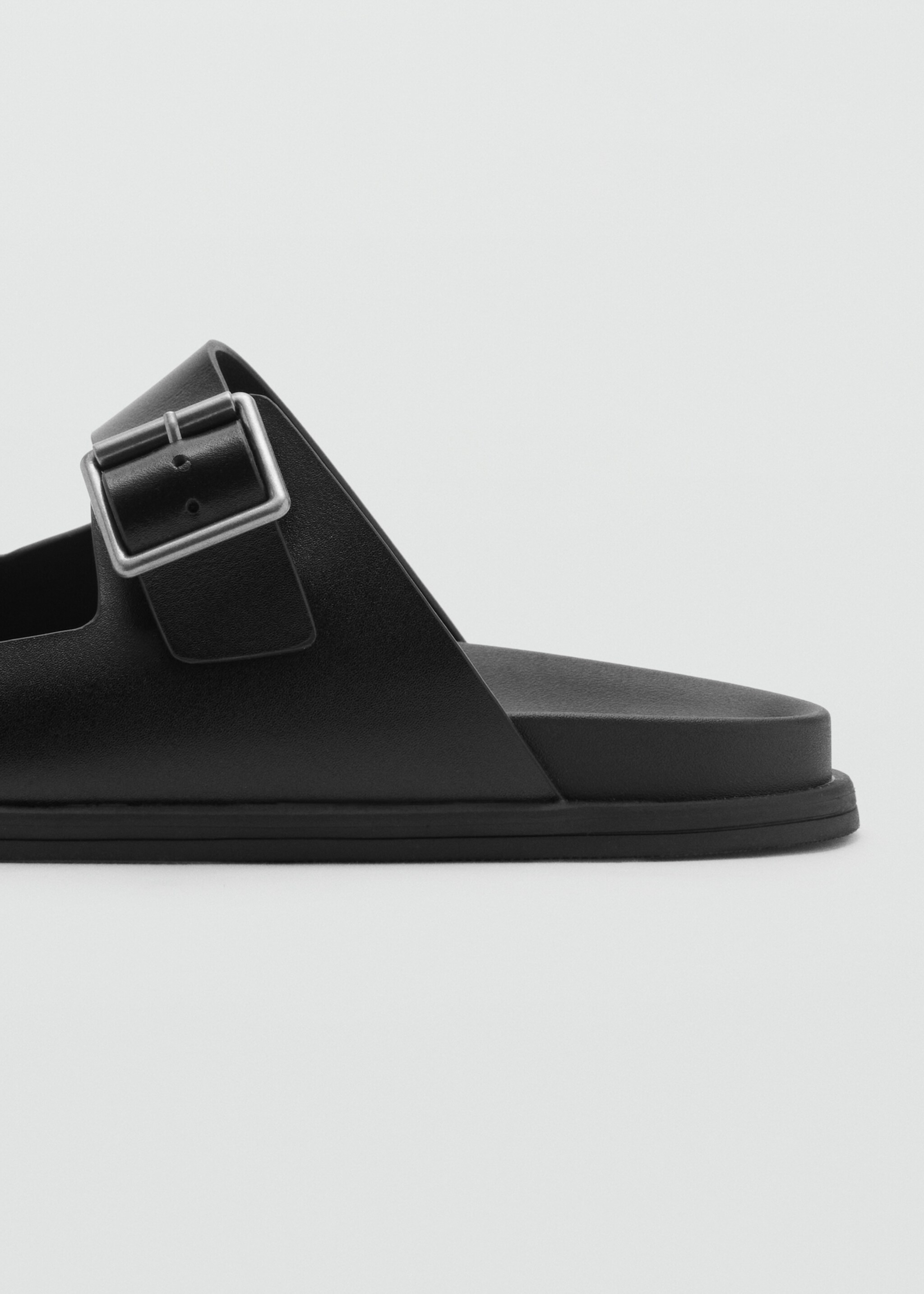 Sandals buckle - Details of the article 1