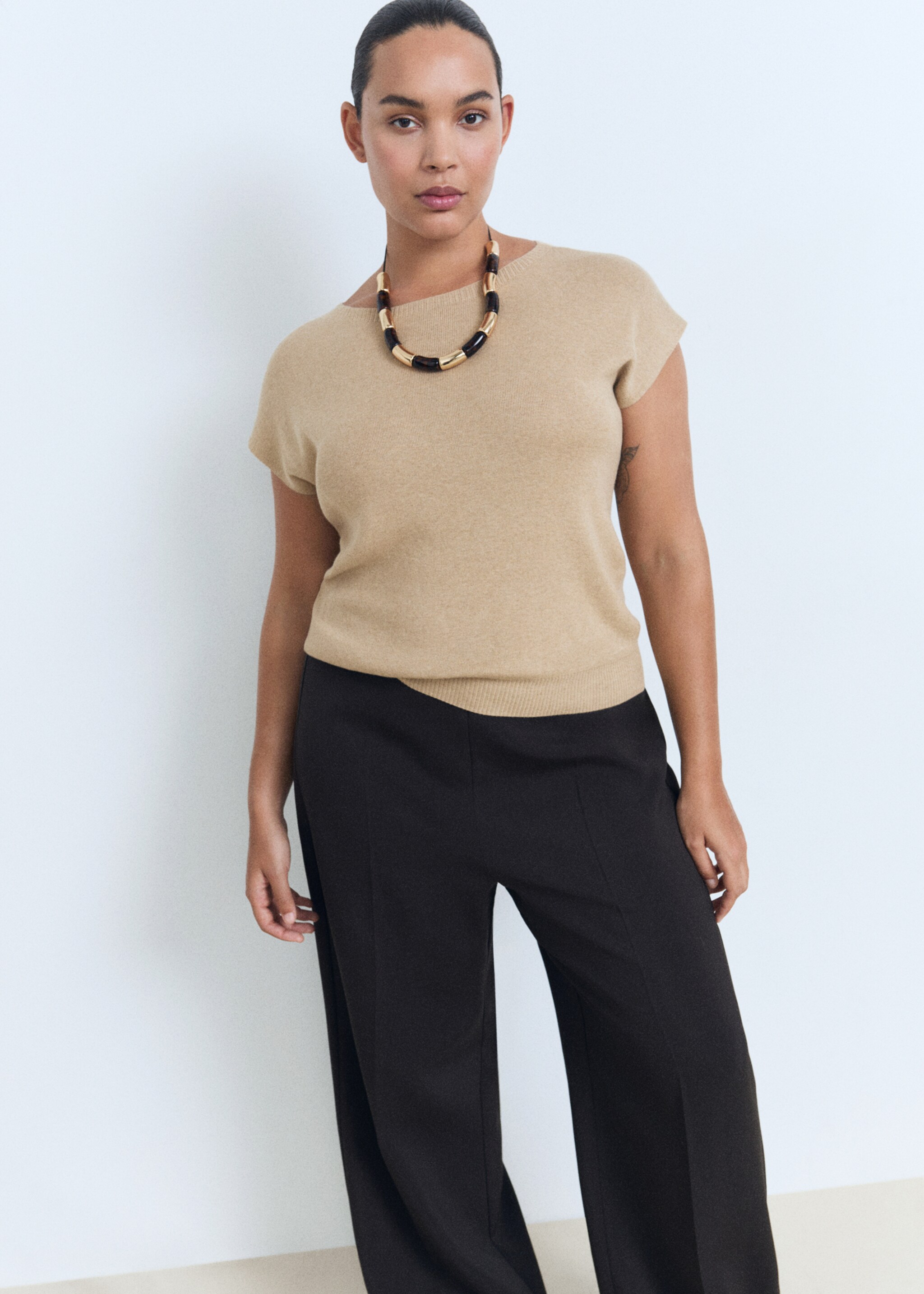 Short-sleeved fine-knit sweater - Details of the article 5