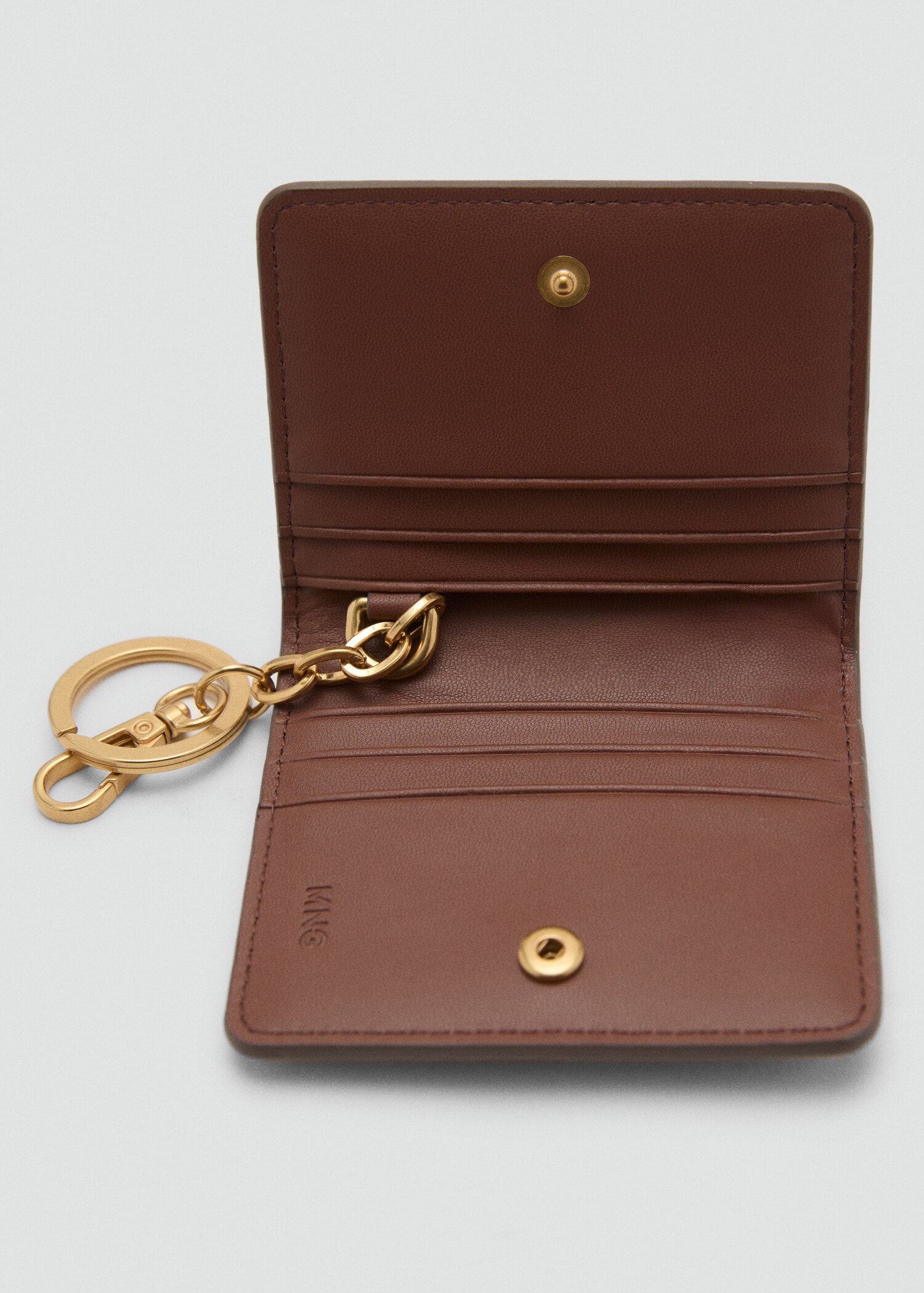Studded wallet with keychain detail - Details of the article 1