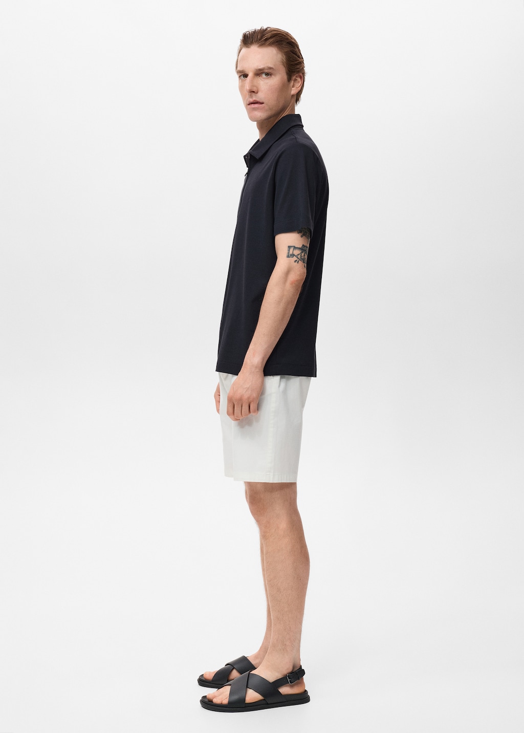 Zip neck polo shirt - Men | MANGO Canada