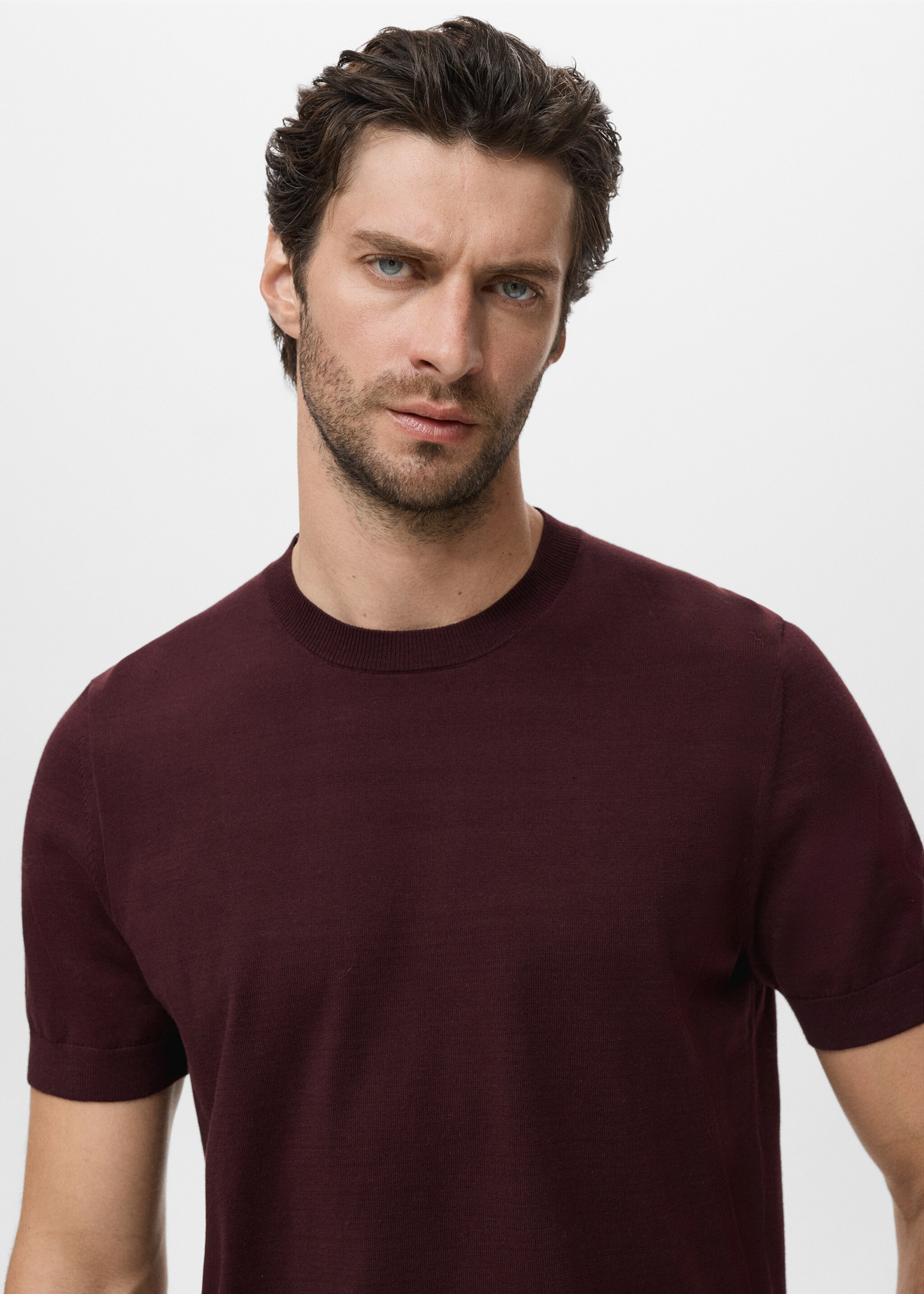 Cotton fine-knit t-shirt - Details of the article 1, Burgundy. Ref: 17061245-00.