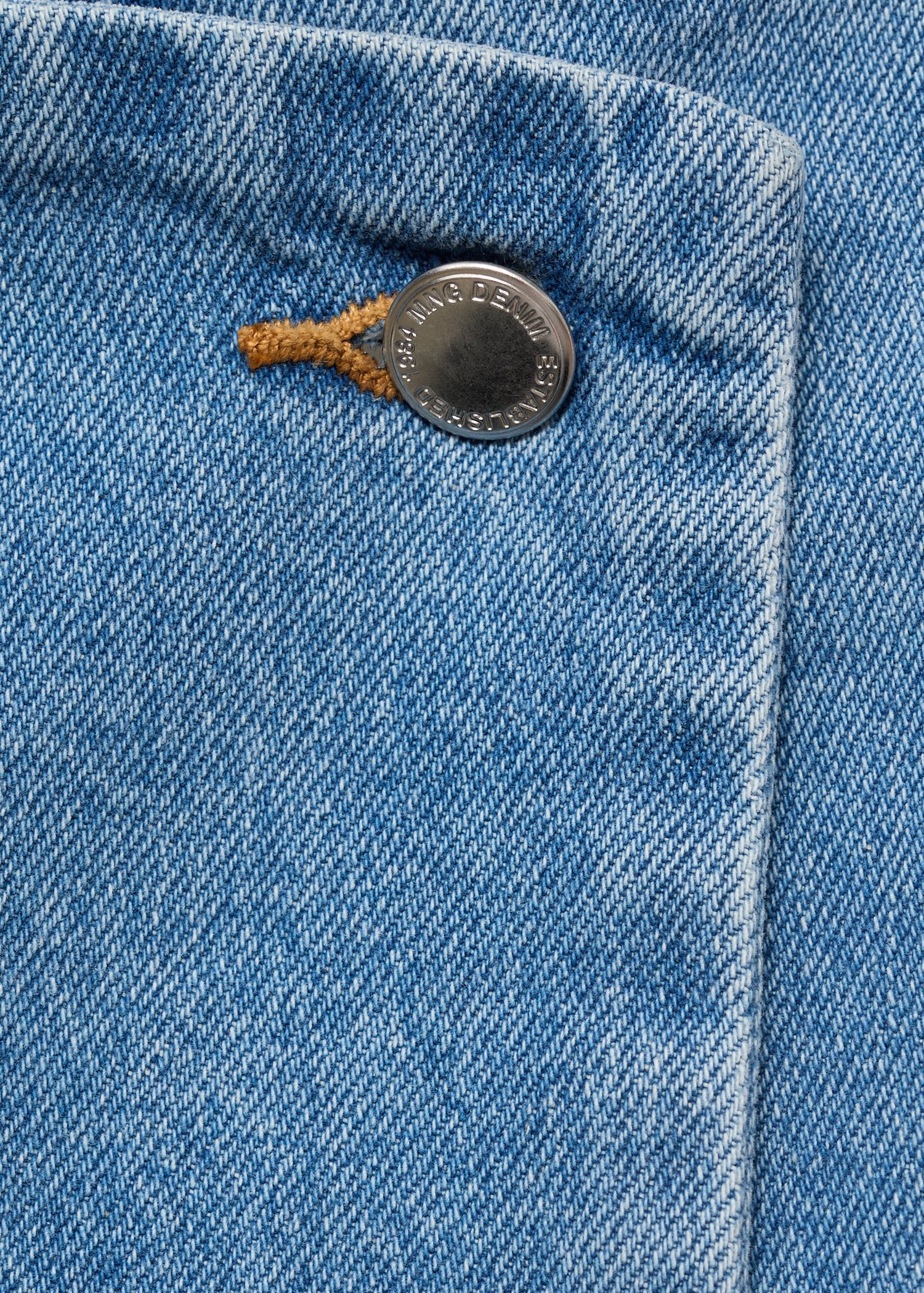 Jupe short en jean croisée - Détail de l'article 8