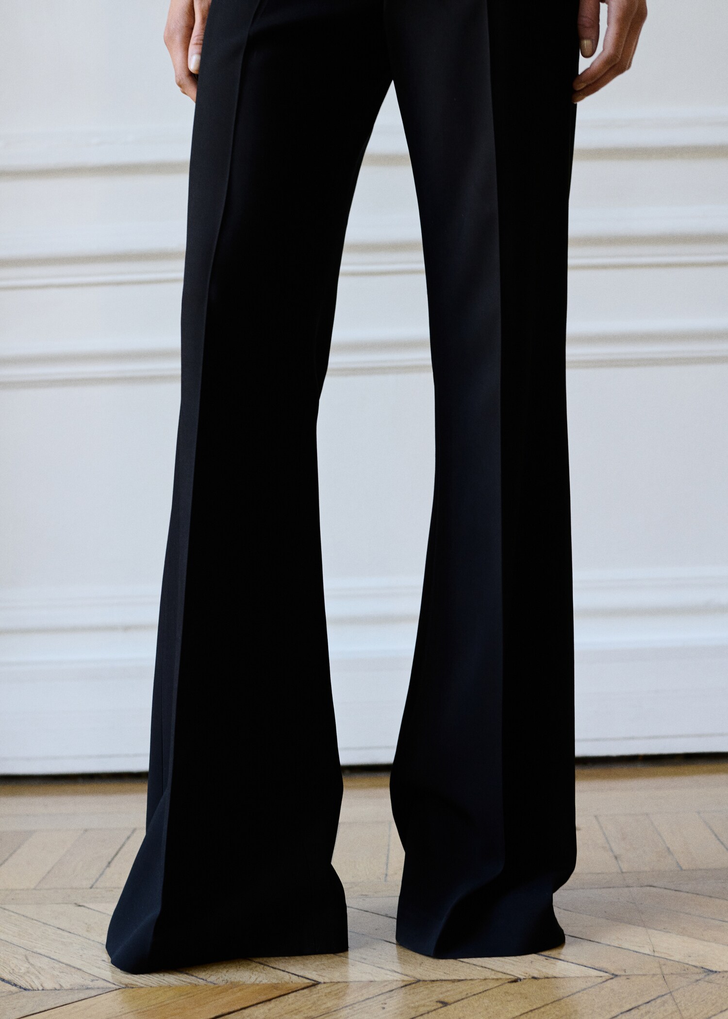 High-waist flared trousers - Reverse of the article