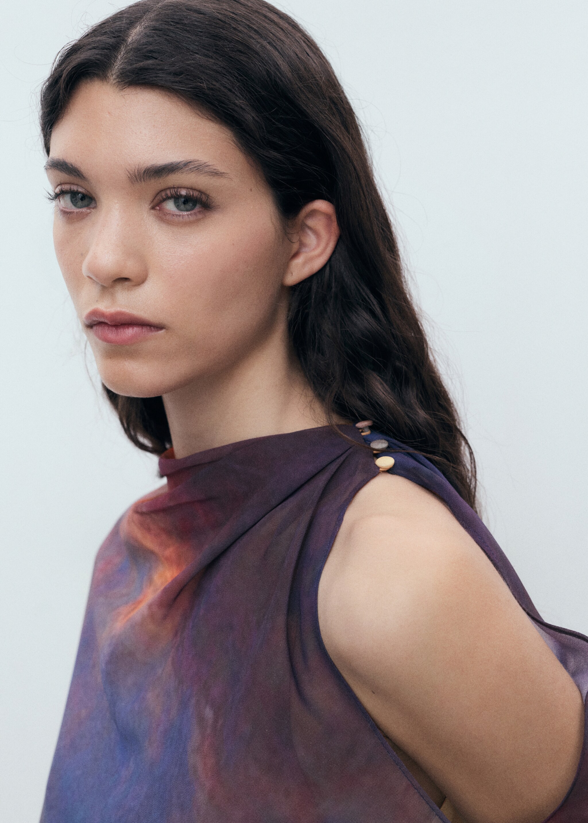 Printed dress with asymmetrical layer - Details of the article 1