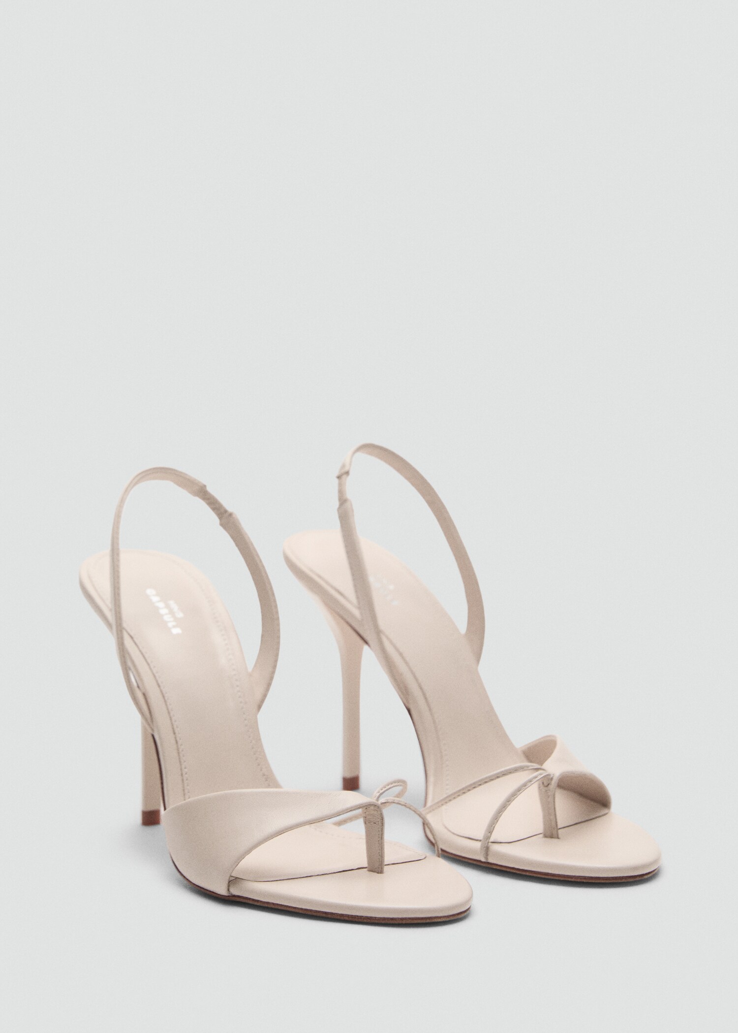 Leren sandalen met contrasterende hakken - Middenvlak