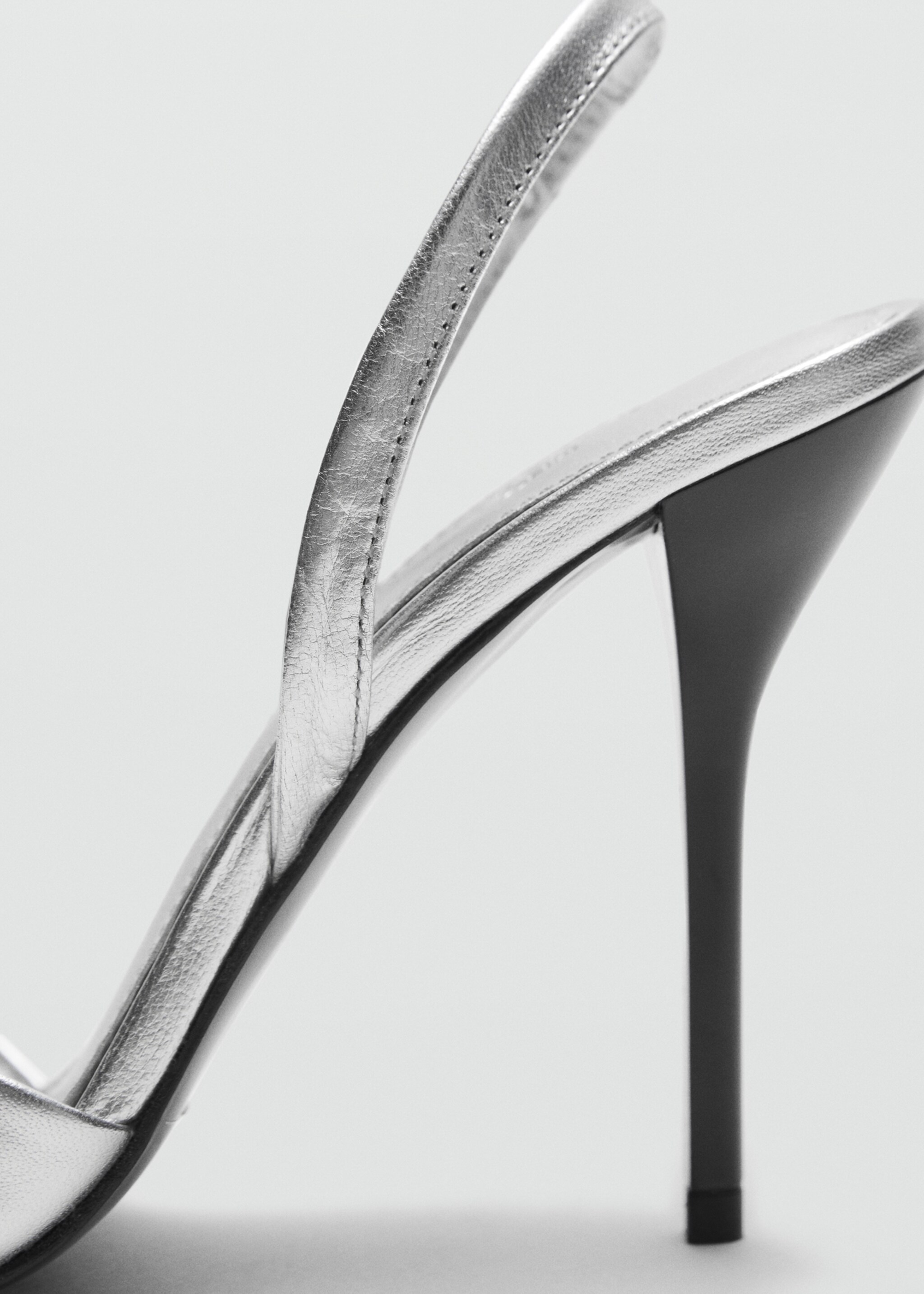 Leather sandals with contrasting heels - Деталь изделия 1