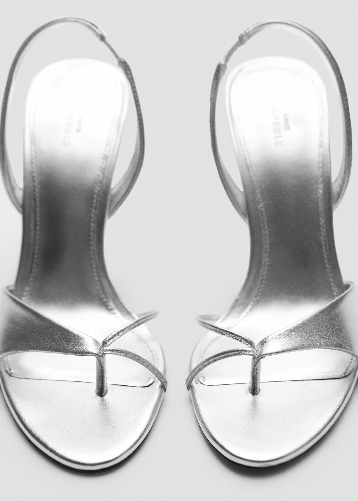 Leren sandalen met contrasterende hakken - Detail van het artikel 3