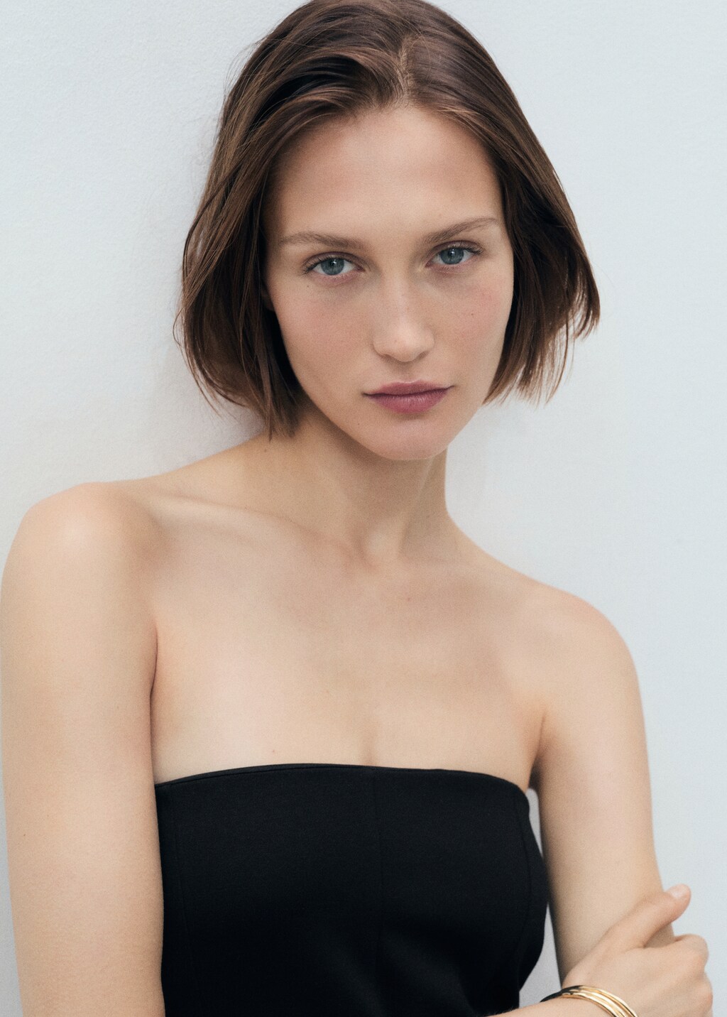 Strapless dress with pleats