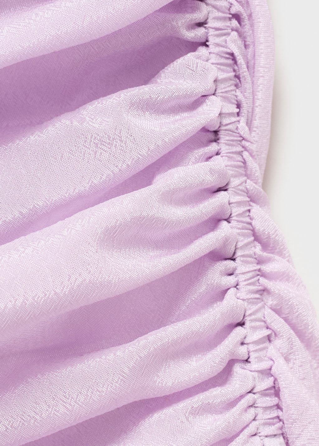 Gathered dress with satin finish