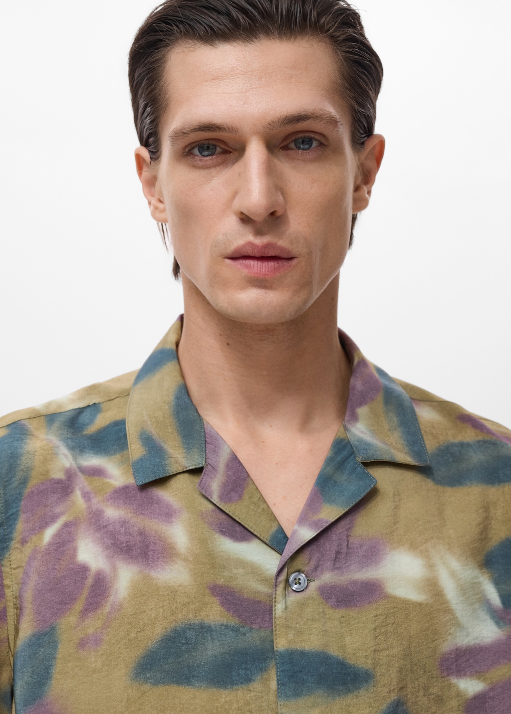 Printed short-sleeved shirt