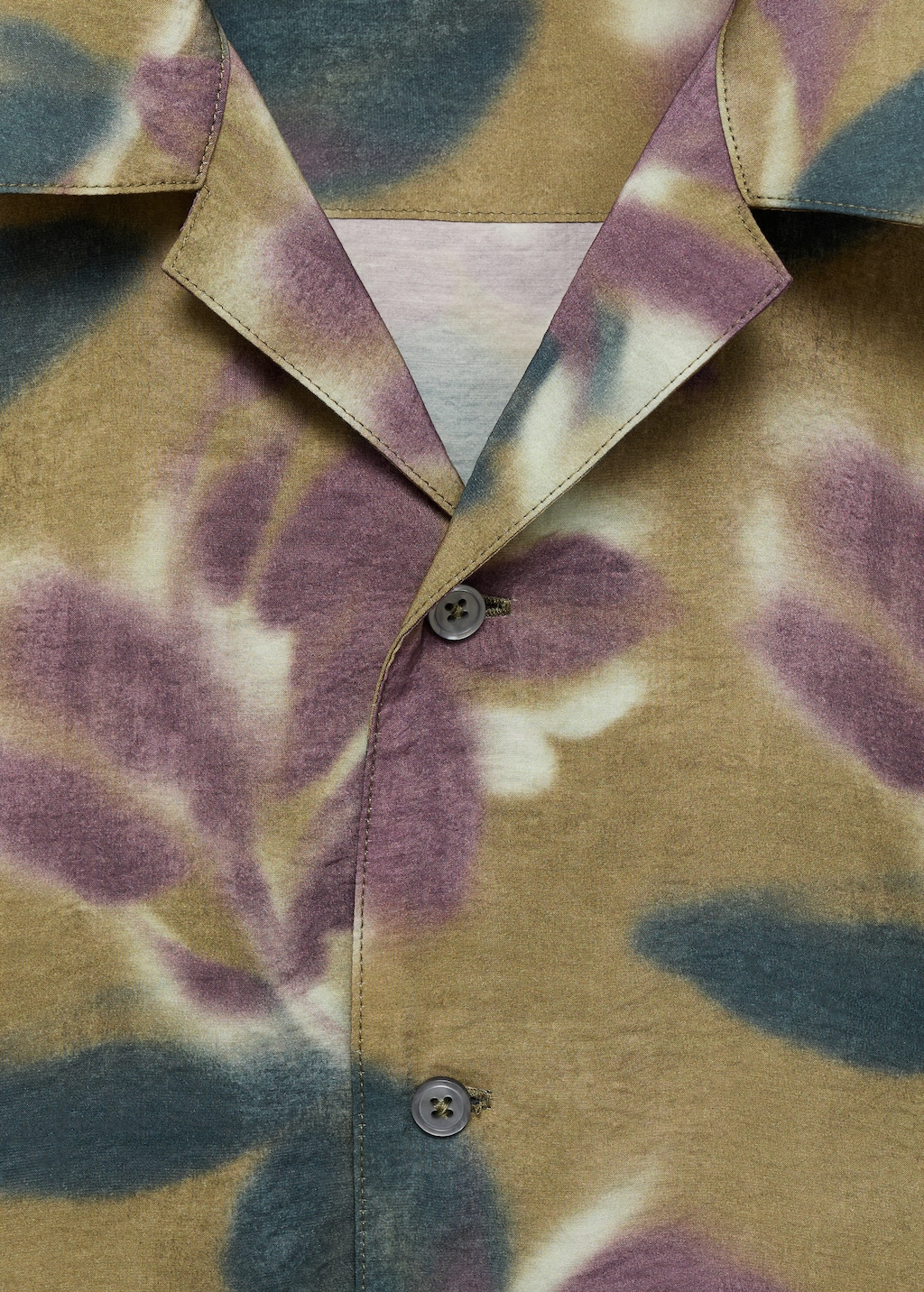 Printed short-sleeved shirt