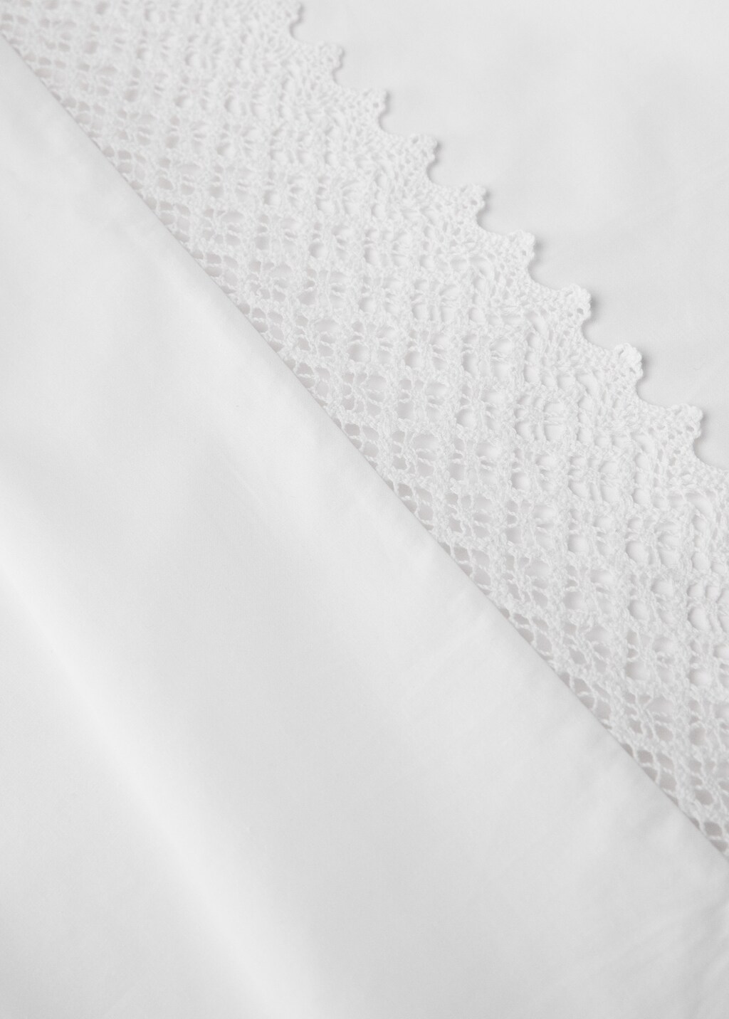 Cotton percale lace top sheet for 135/140 cm bed