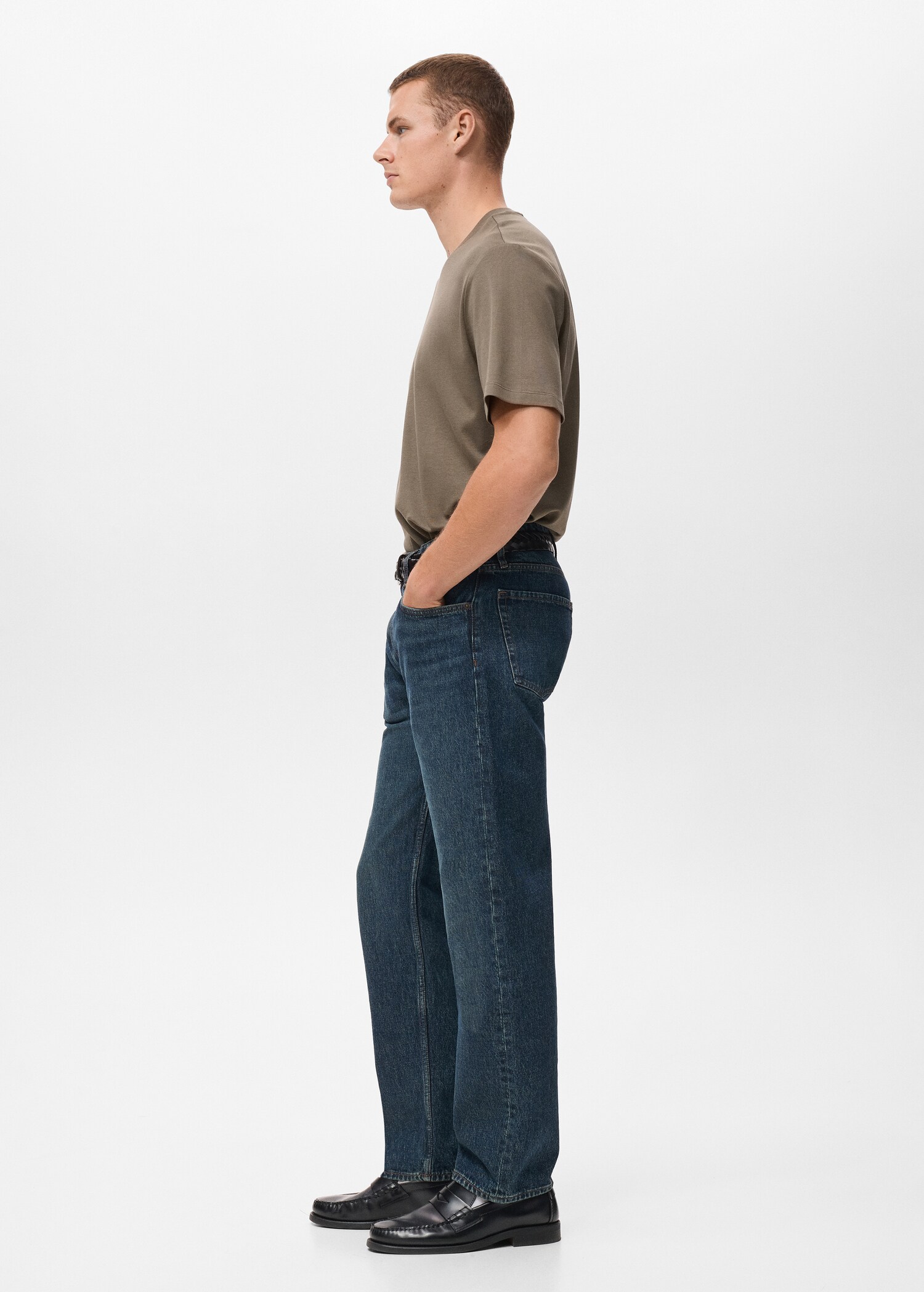 Medium-weight regular-fit t-shirt - Details of the article 2