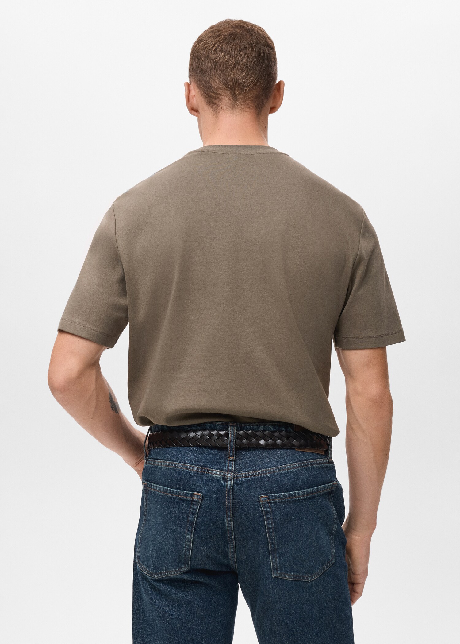 Medium-weight regular-fit t-shirt - Reverse of the article
