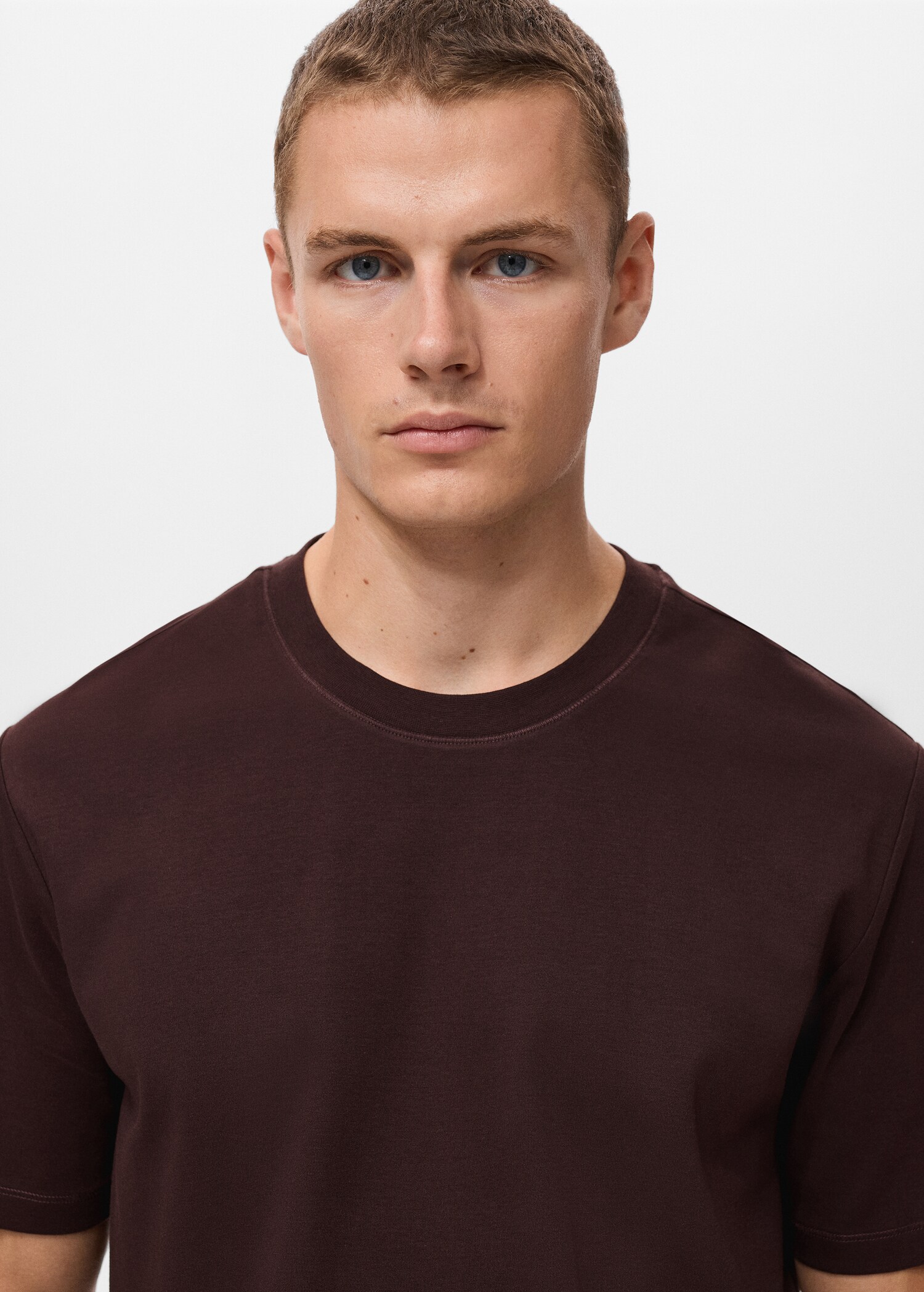 T-shirt regular fit de peso médio - Pormenor do artigo 1