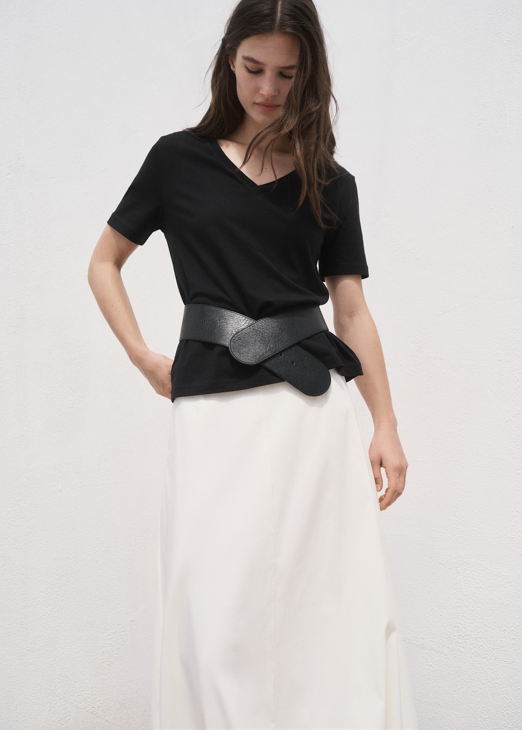 V-neck cotton T-shirt