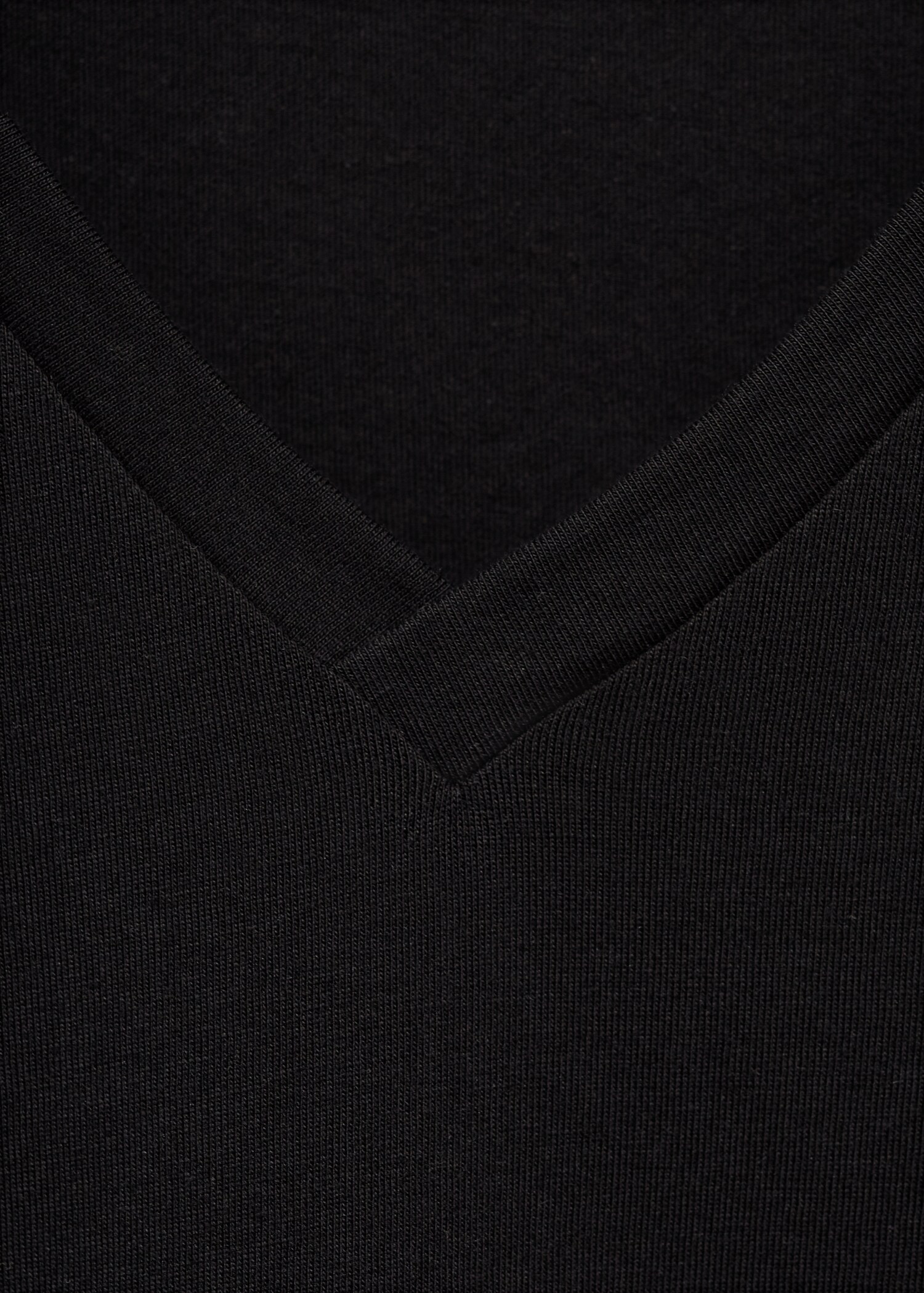 V-neck cotton T-shirt - Details of the article 8