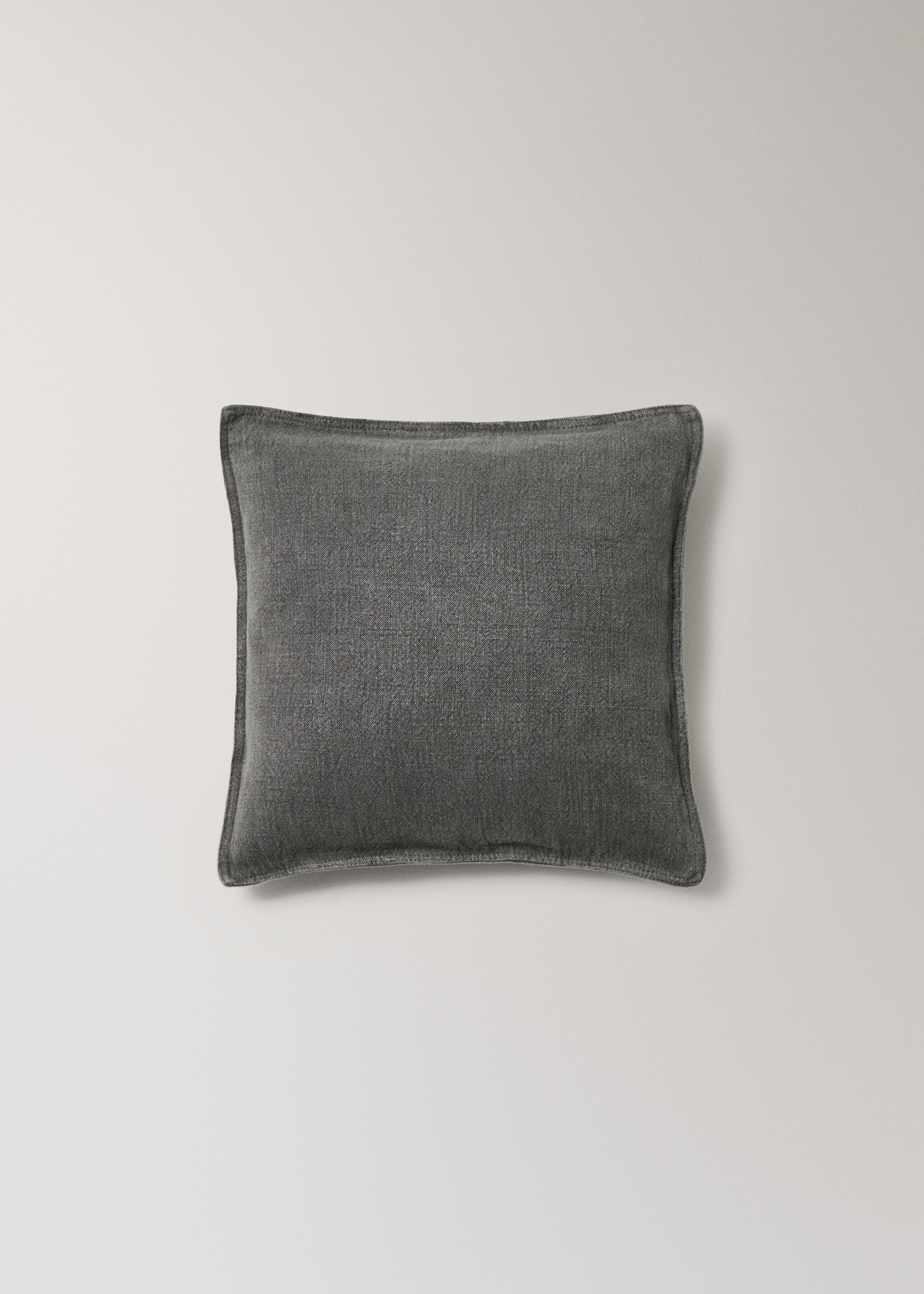Kuddfodral i linne garment-dyed 45x45 cm - Artikel utan modell