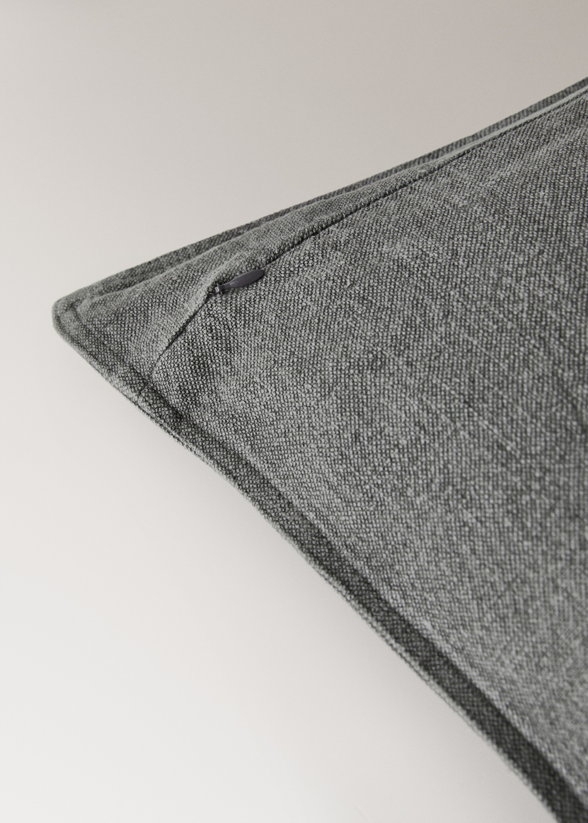 Kuddfodral i linne garment-dyed 45x45 cm - Detaljer om artikeln 2
