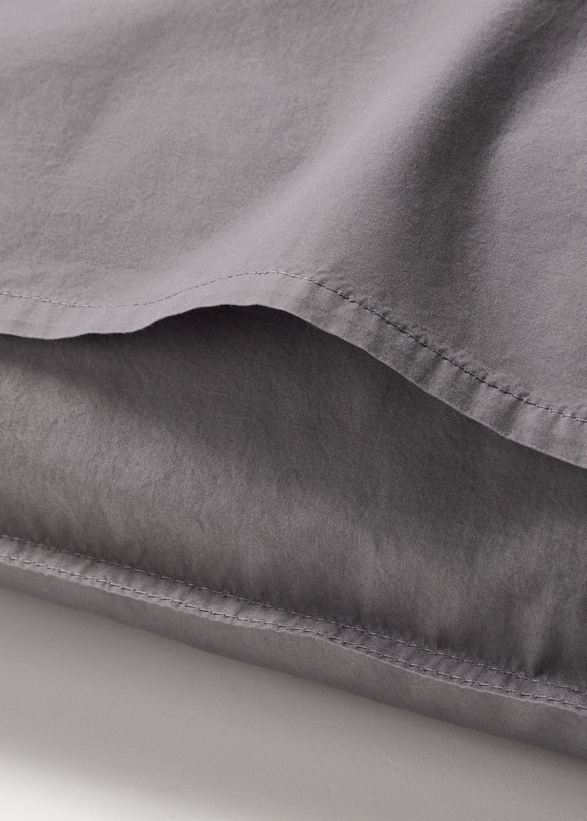 Two cotton poplin double-stitched pillowcases 50x75 cm - Details of the article 3, Grey. Ref: 17061532-00.
