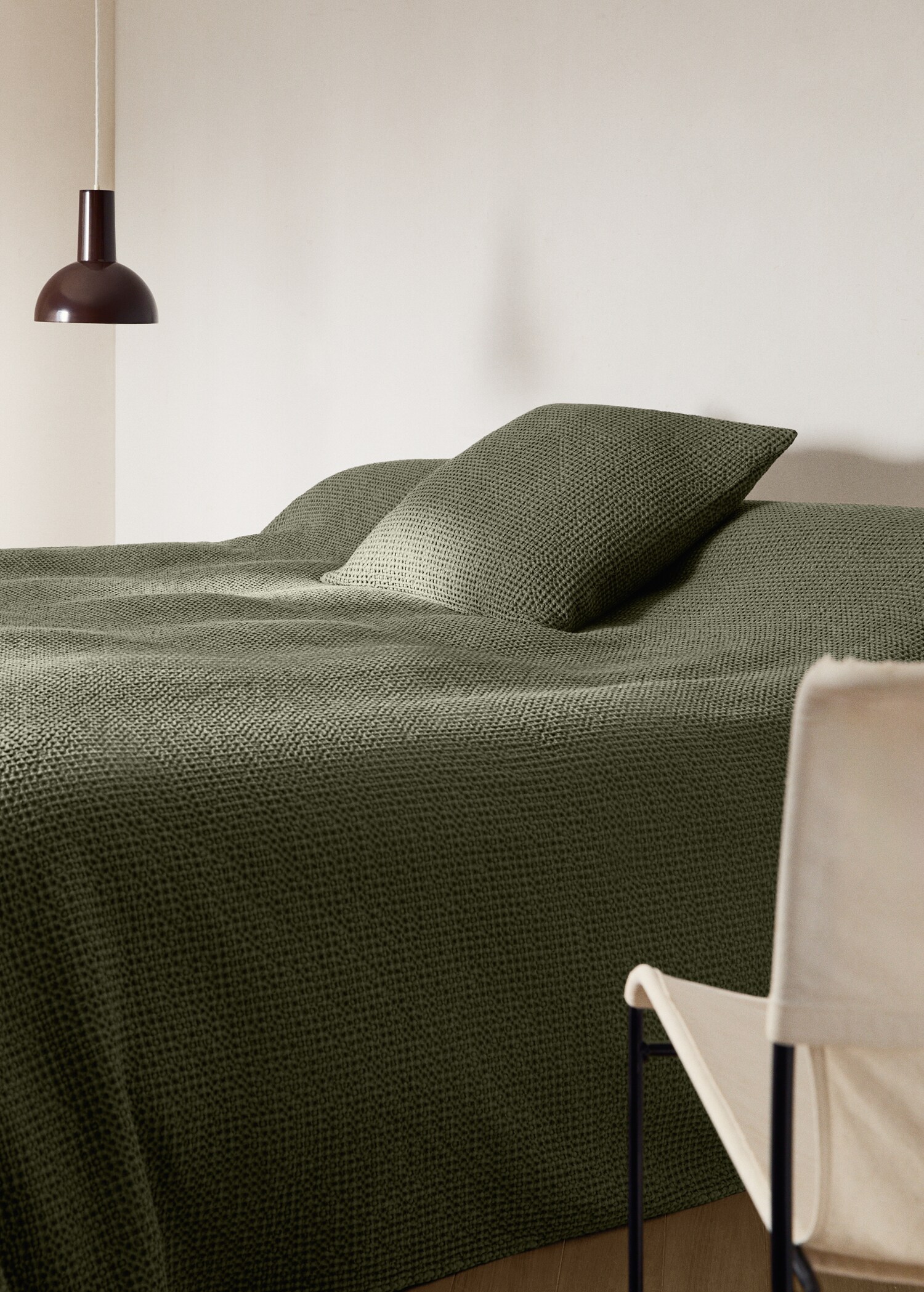 Garment-dyed waffle cotton bedspread for 130/150 cm bed - Details of the article 7