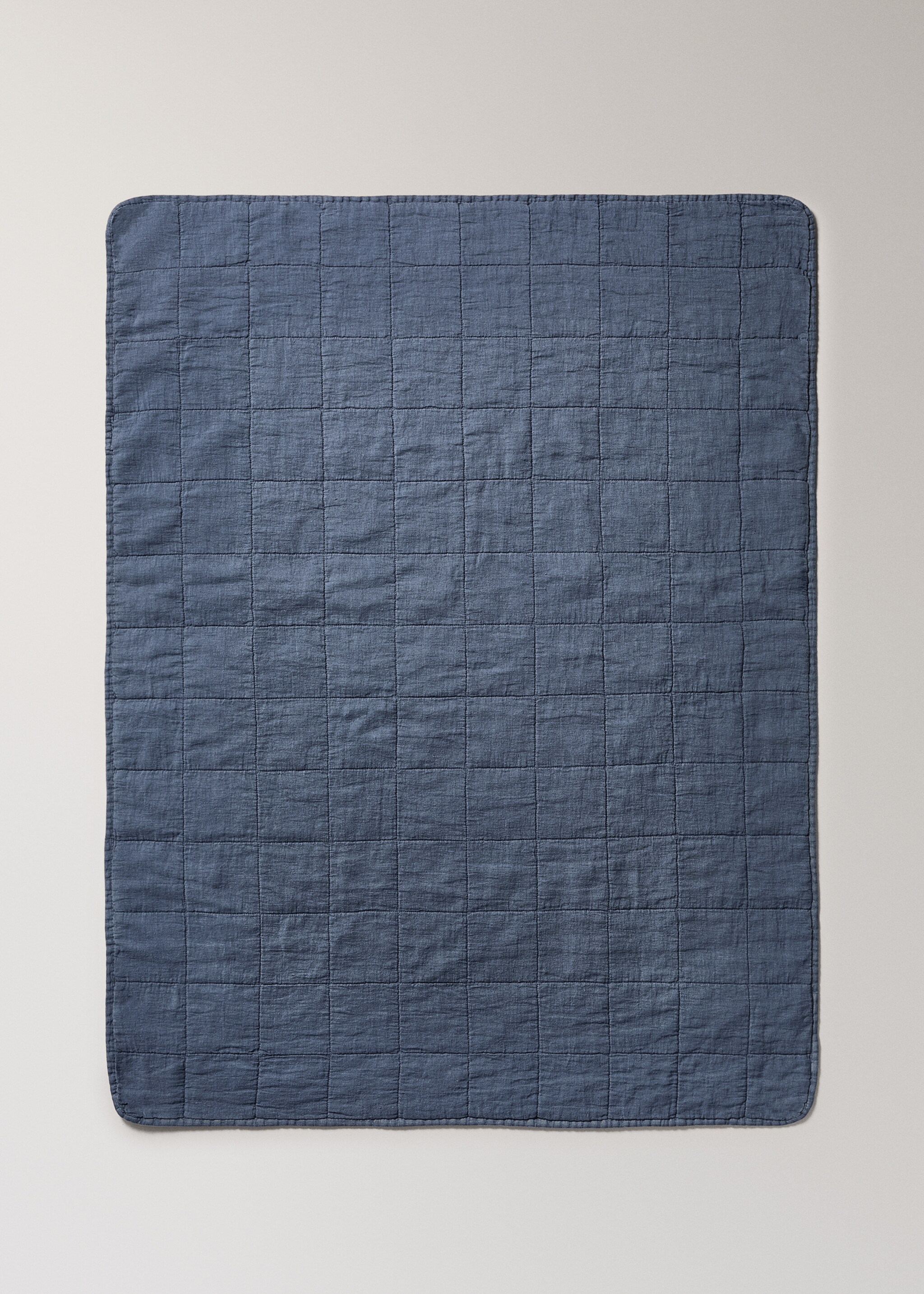 Duvet cot quilt linen garment dyed stitched square - Details of the article 3