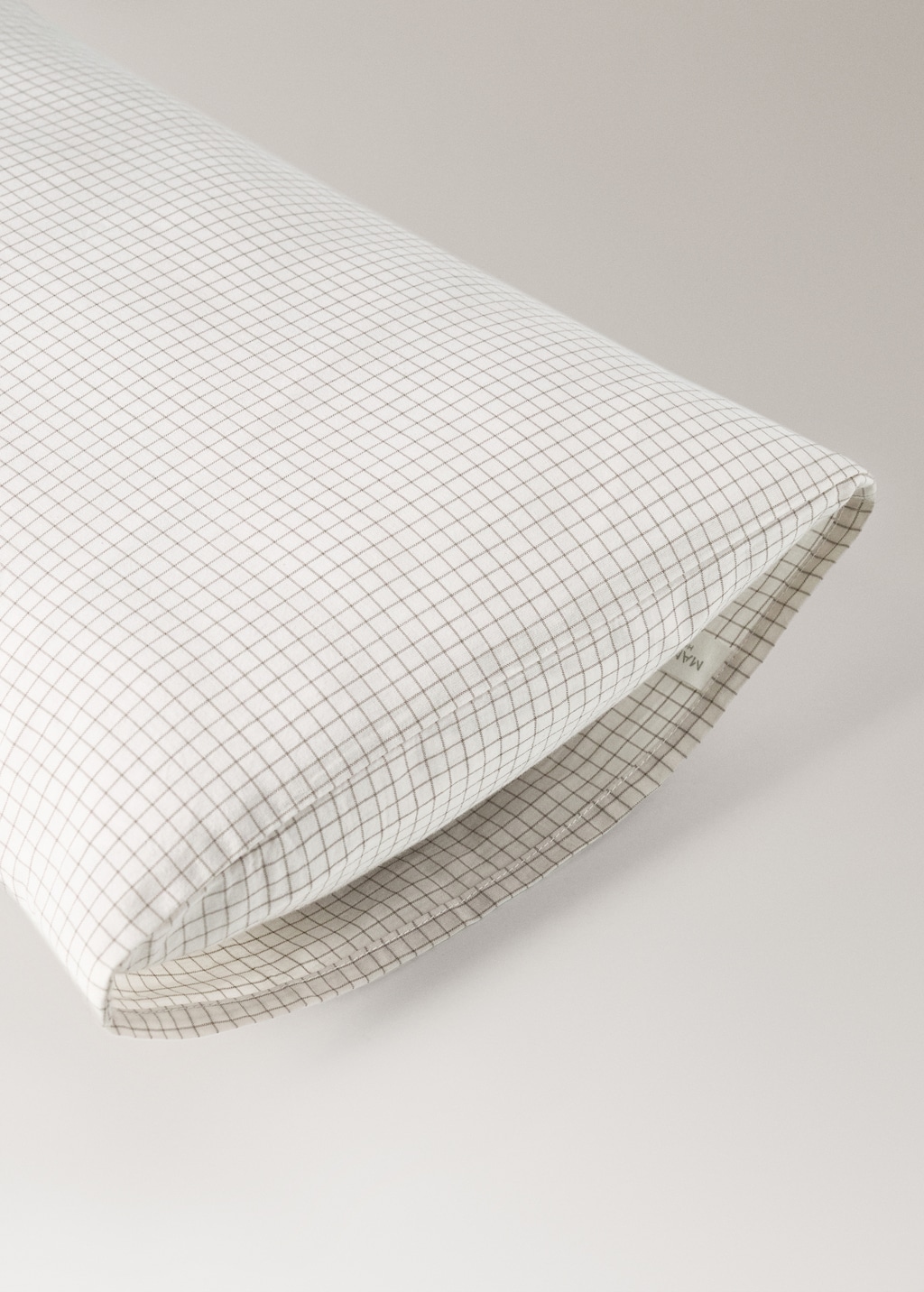 Percale cotton gingham check pillowcase for cot