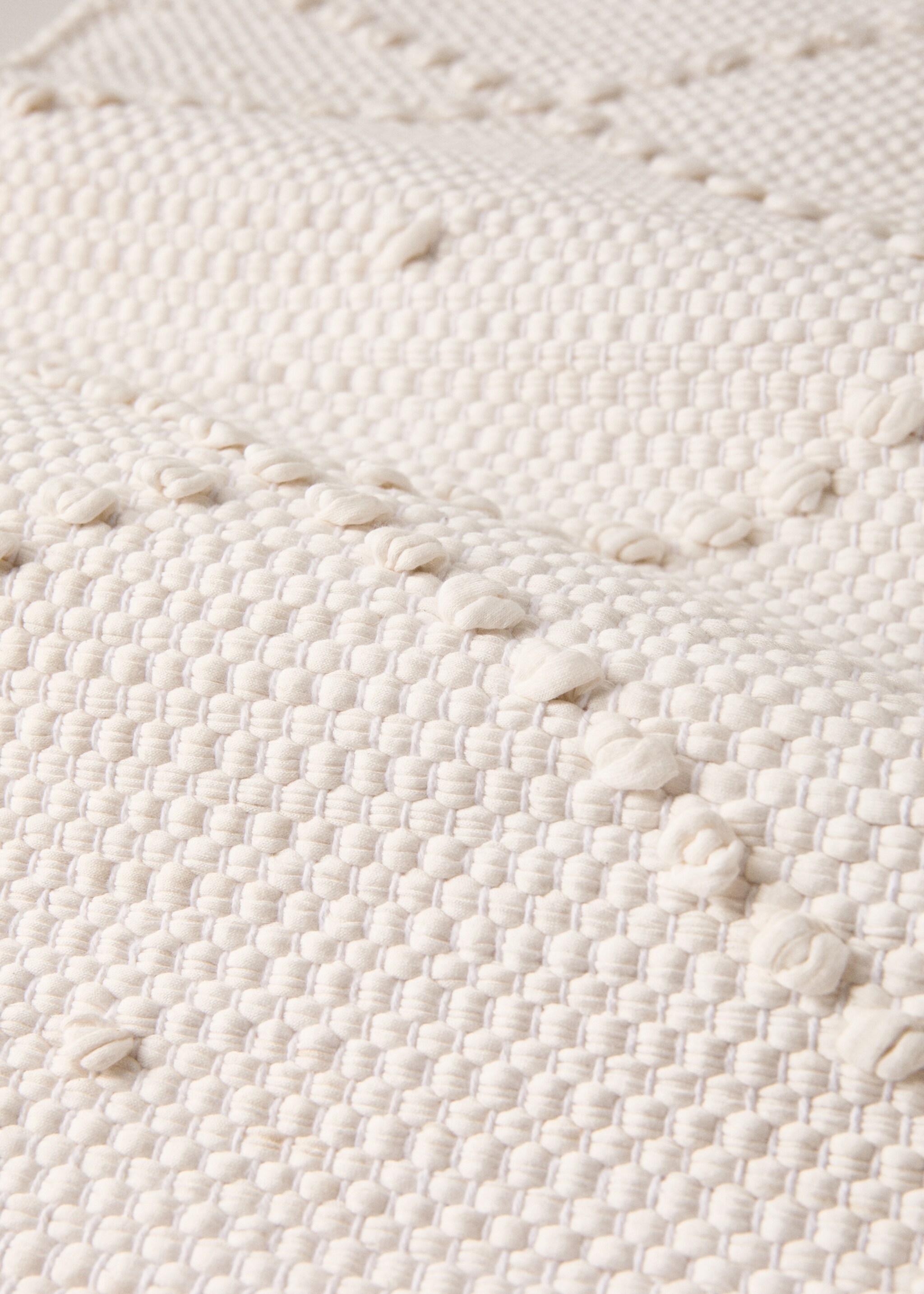 Yarn rug pilea - Details of the article 2, Off White. Ref: 17061568-00.