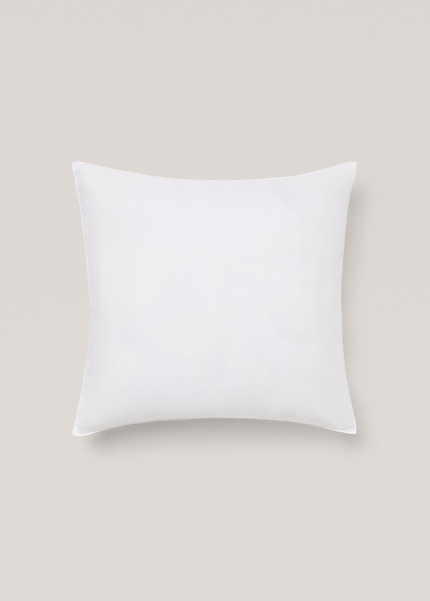 Microfibre cushion filling 60x60cm - Article without model