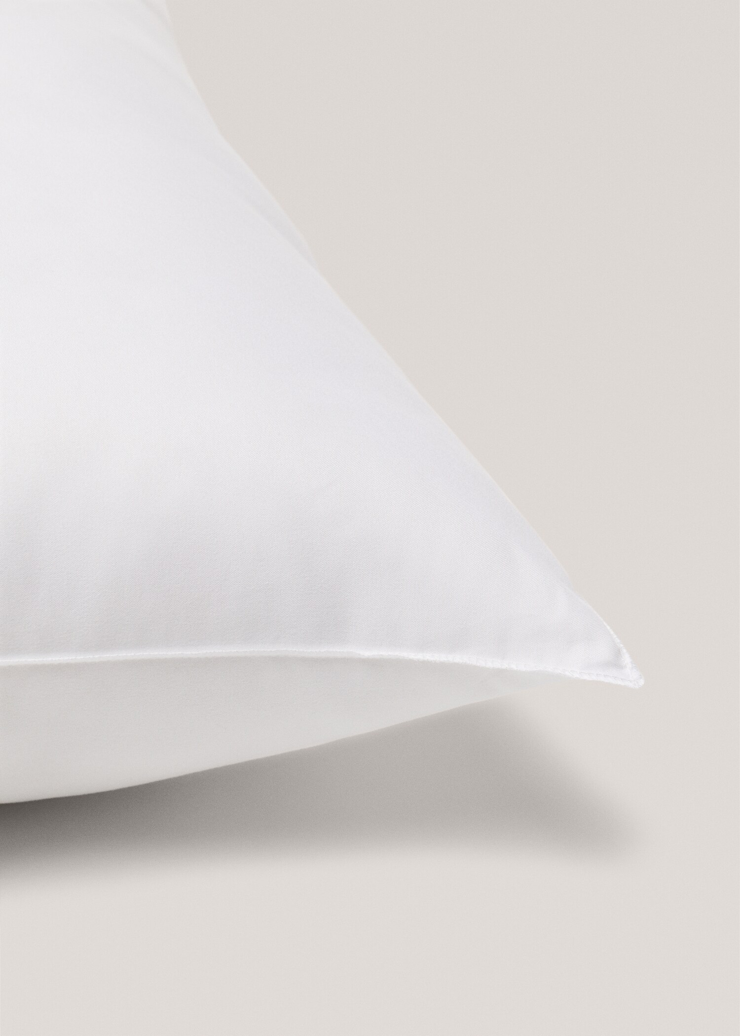 Microfibre cushion filling 60x60cm - Details of the article 1