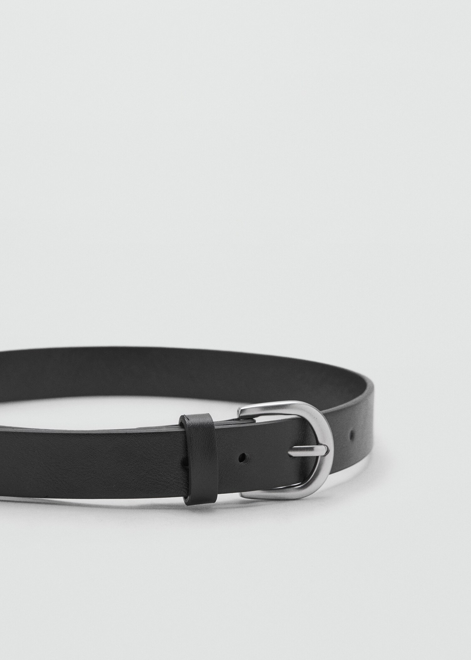 Leather-effect belt - Details of the article 1