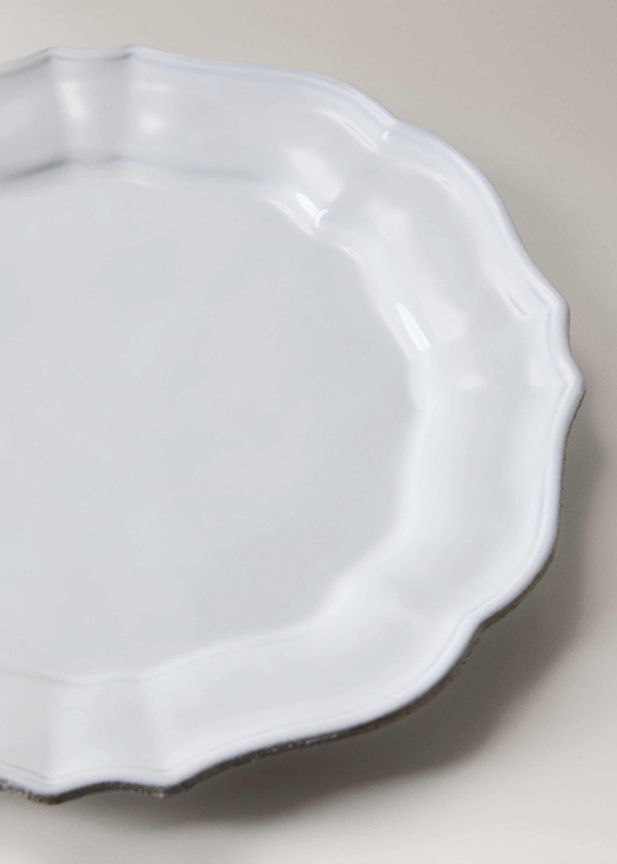 Recycled stoneware dinner plate - Details of the article 1, Light/Pastel Grey. Ref: 17062034-00.