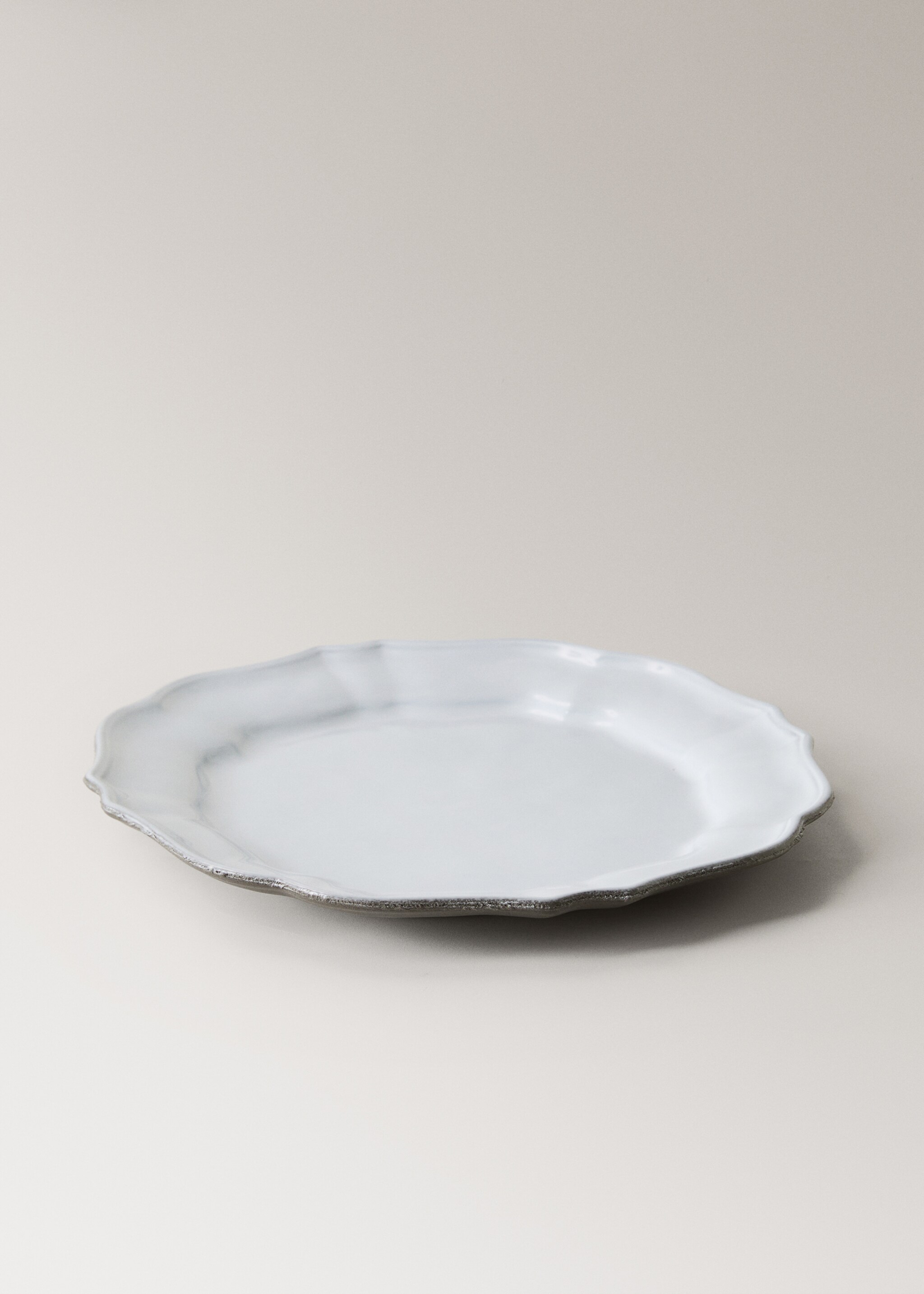 Recycled stoneware dinner plate - Details of the article 2, Light/Pastel Grey. Ref: 17062034-00.