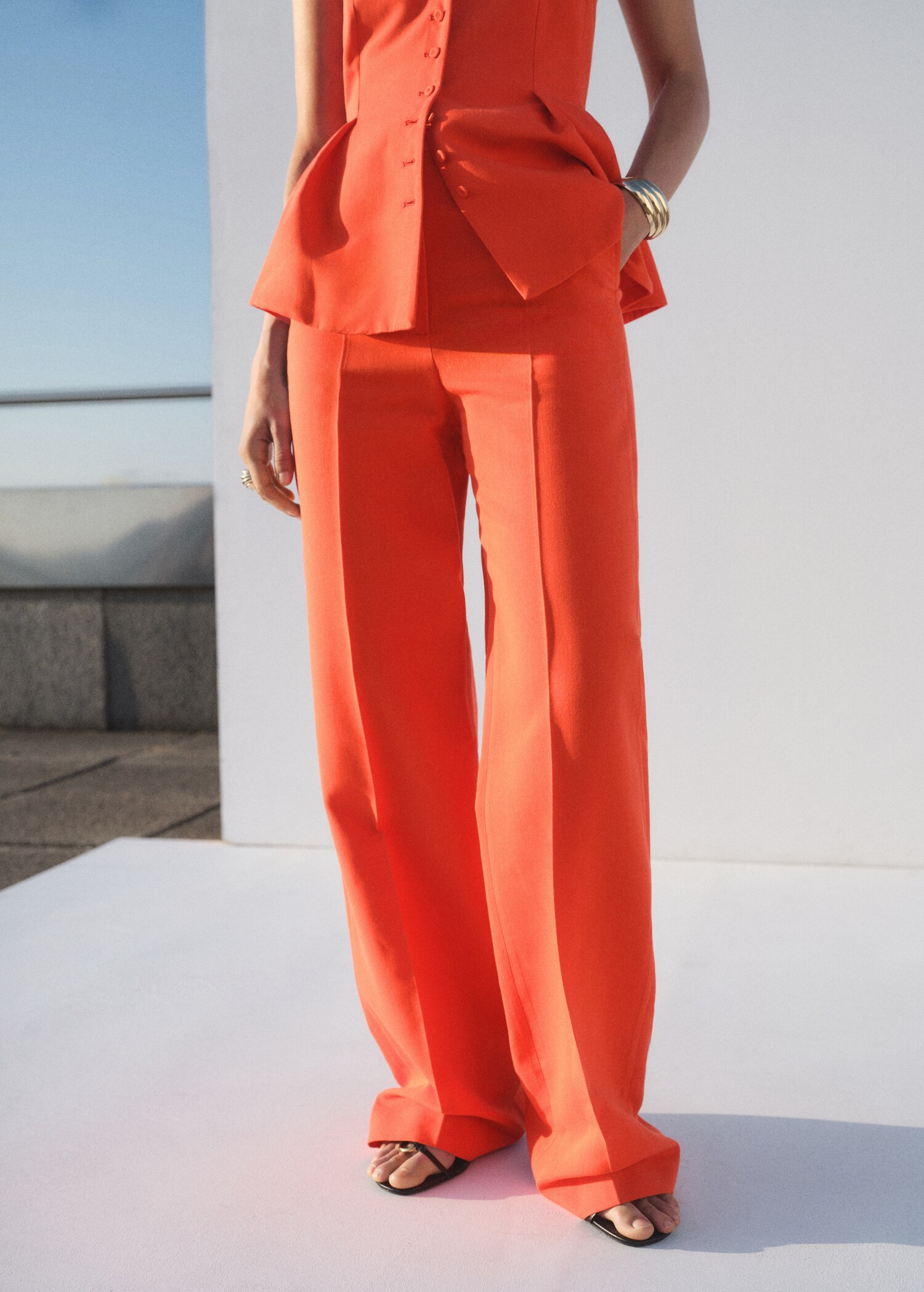 Pantalon de costume droit taille normale - Plan moyen