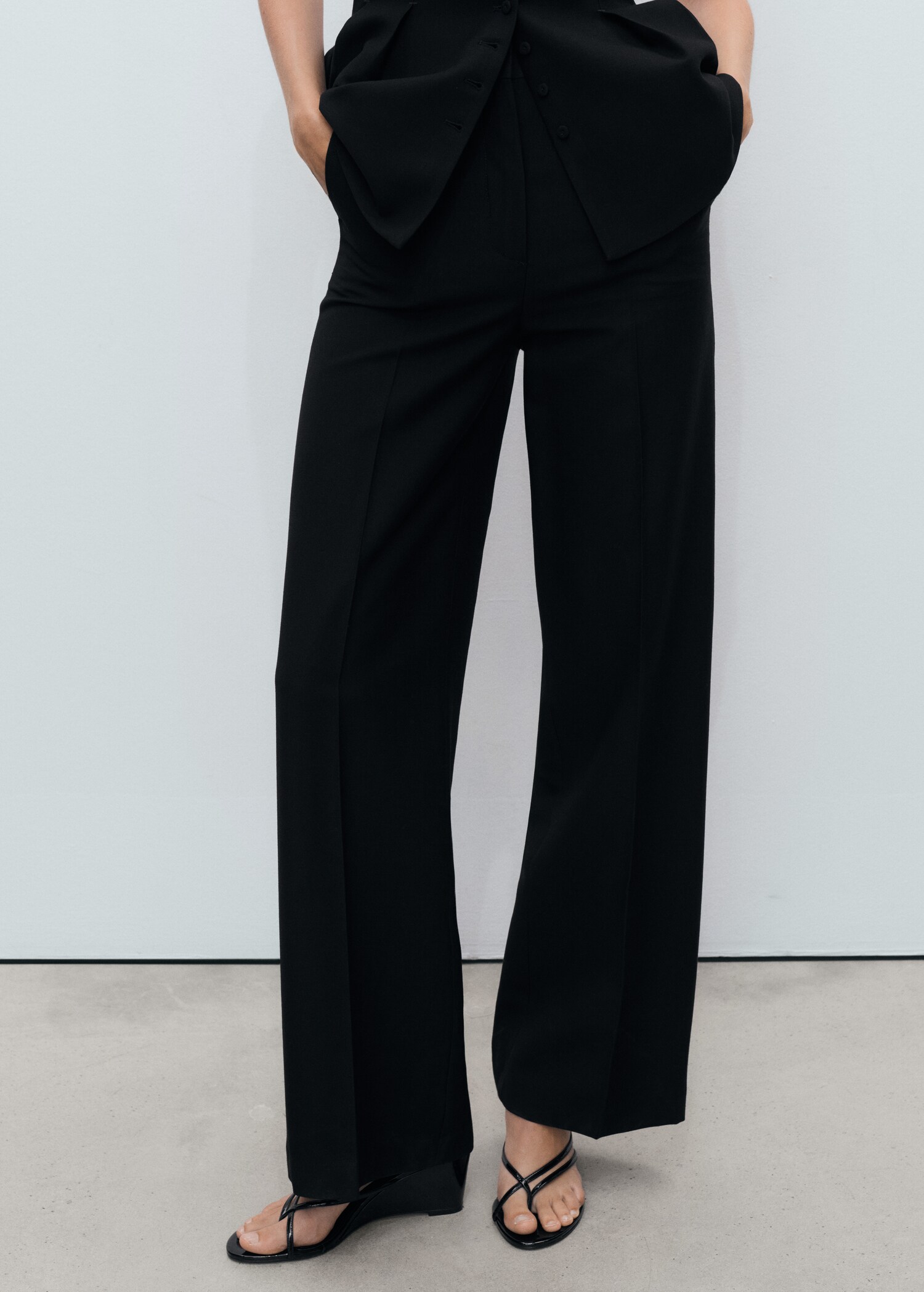 Straight mid-rise suit trousers - Medium plane