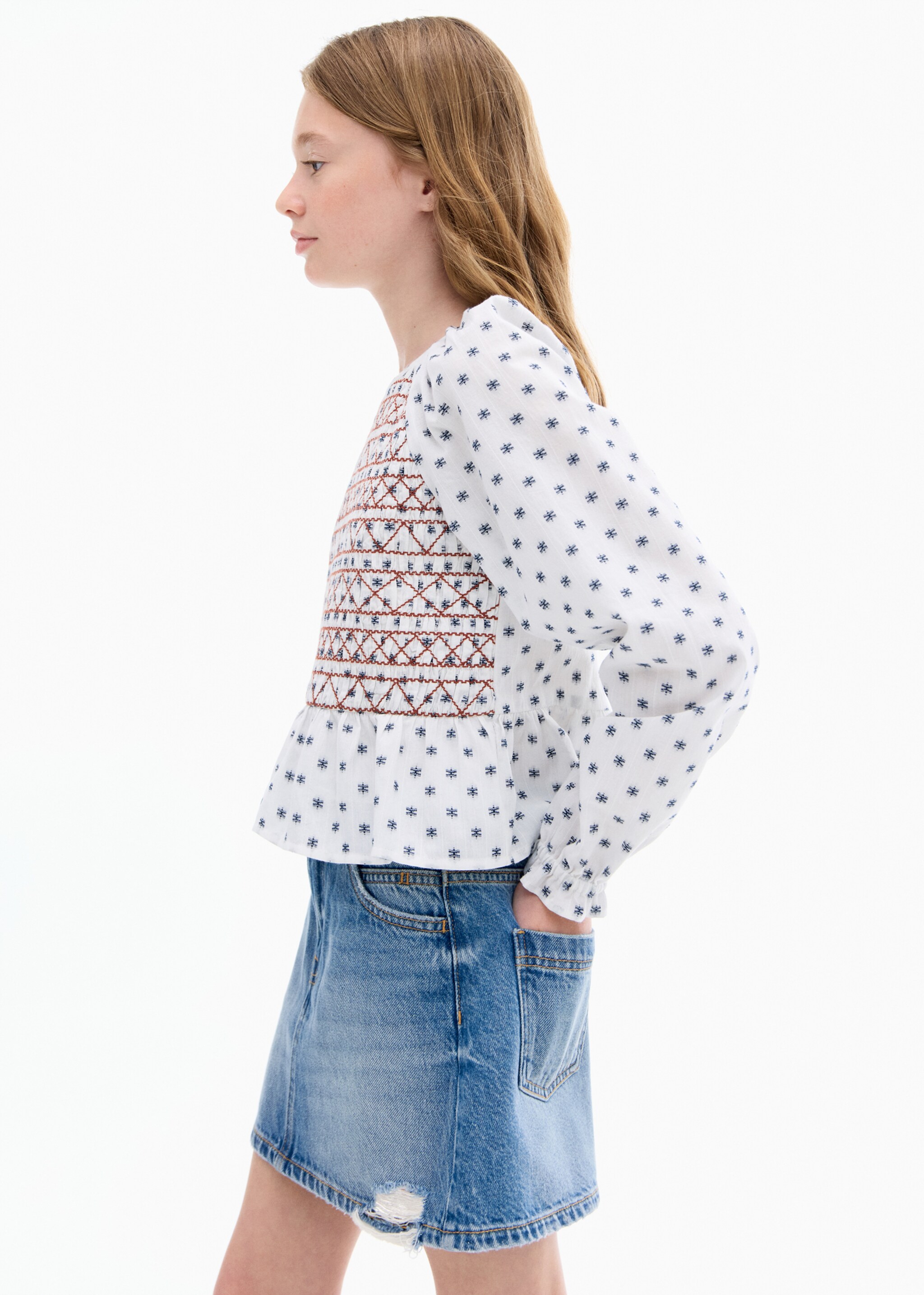 Jupe courte en jean - Plan moyen