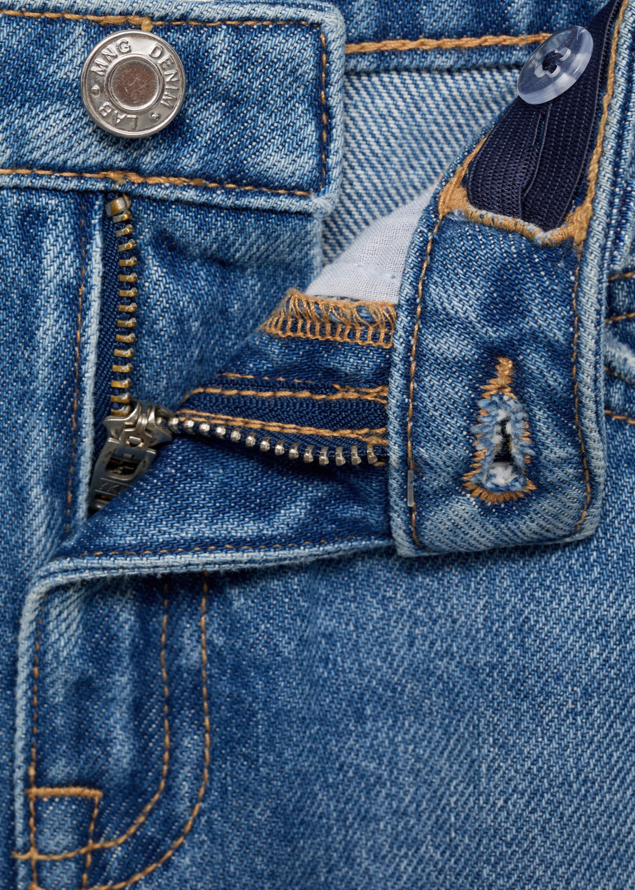 Jupe courte en jean - Détail de l'article 8