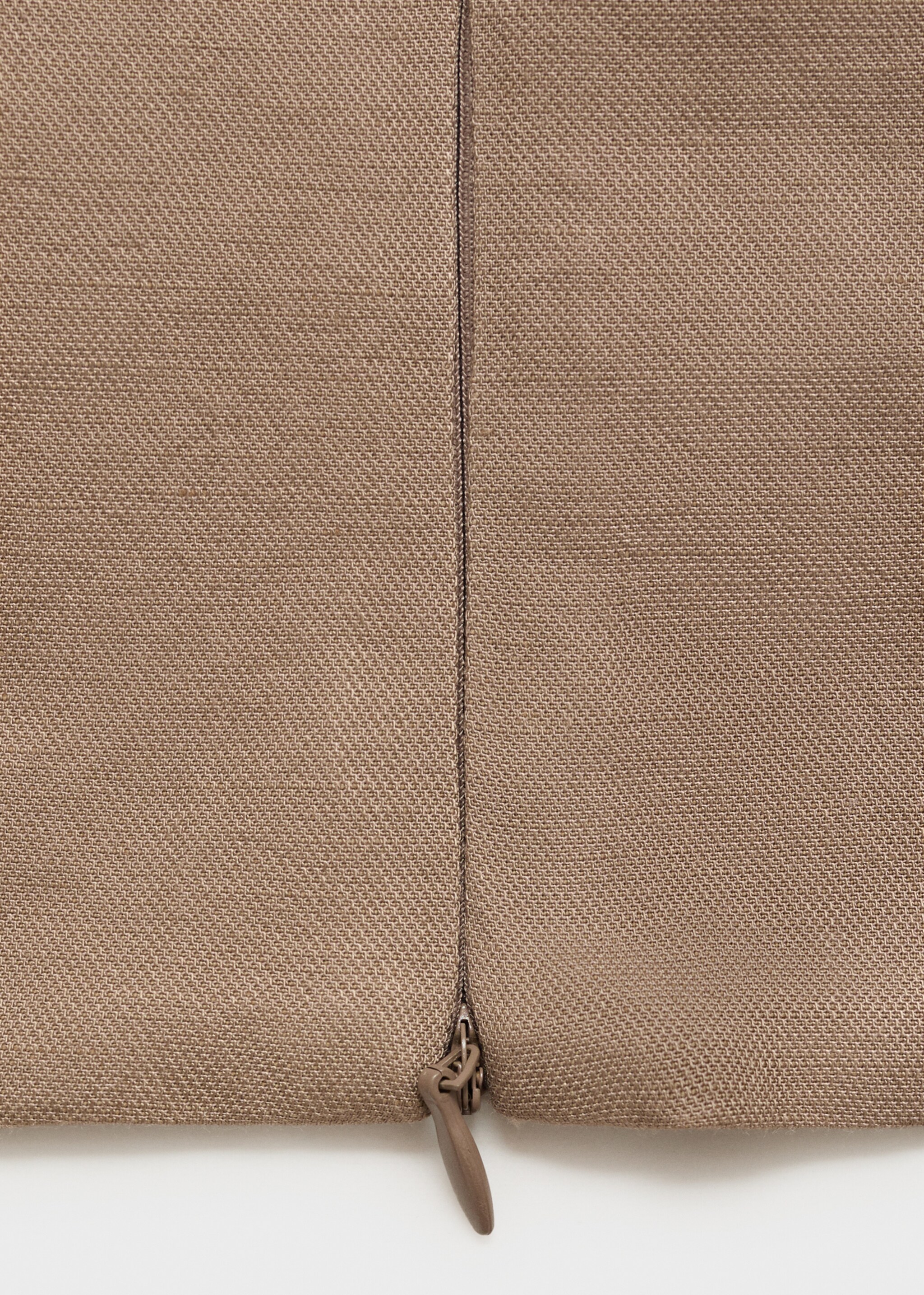 Linen-blend cross-back top - Details of the article 0, Brown. Ref: 17062537-00.