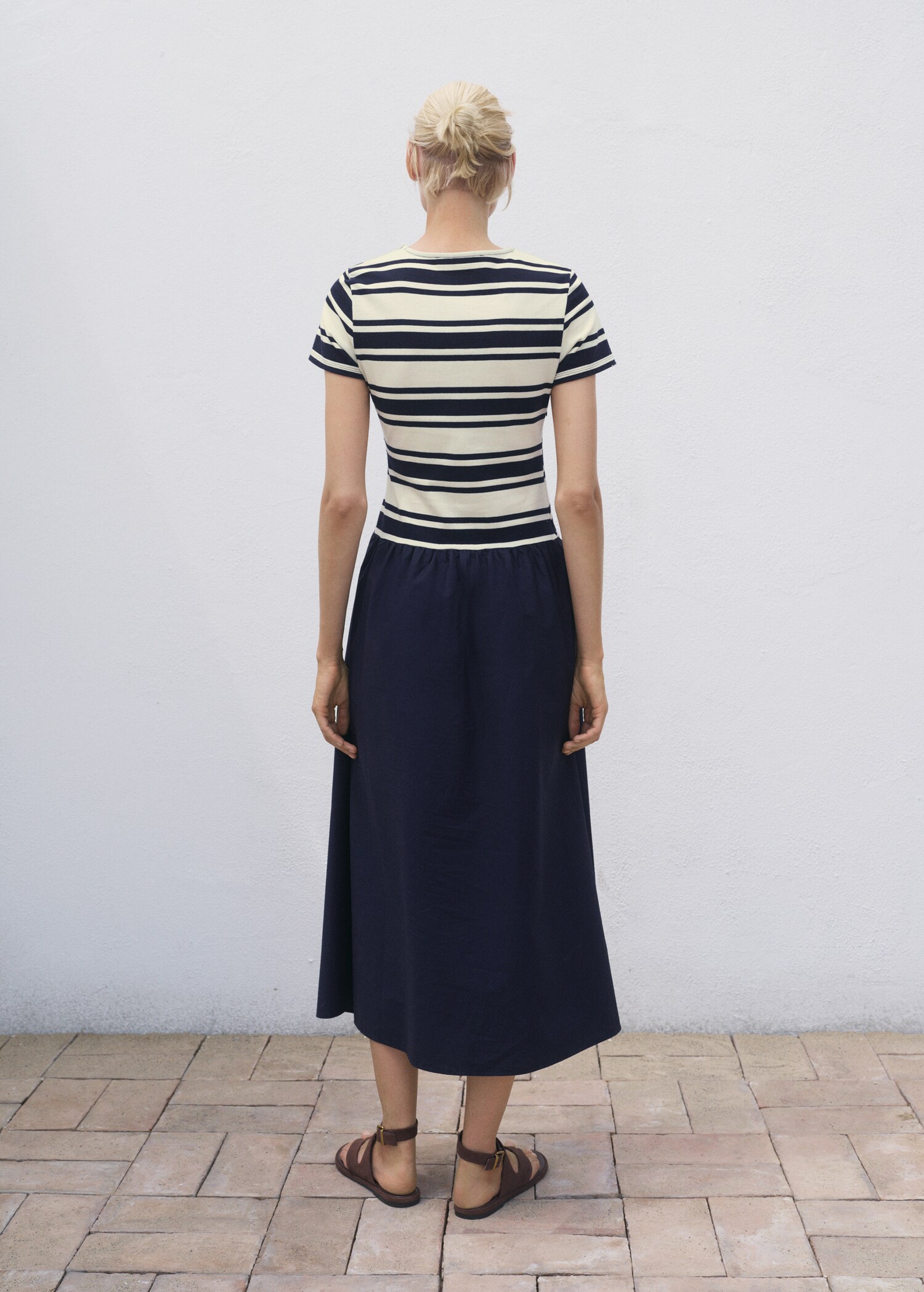 Mixed striped dress - Reverse of the article