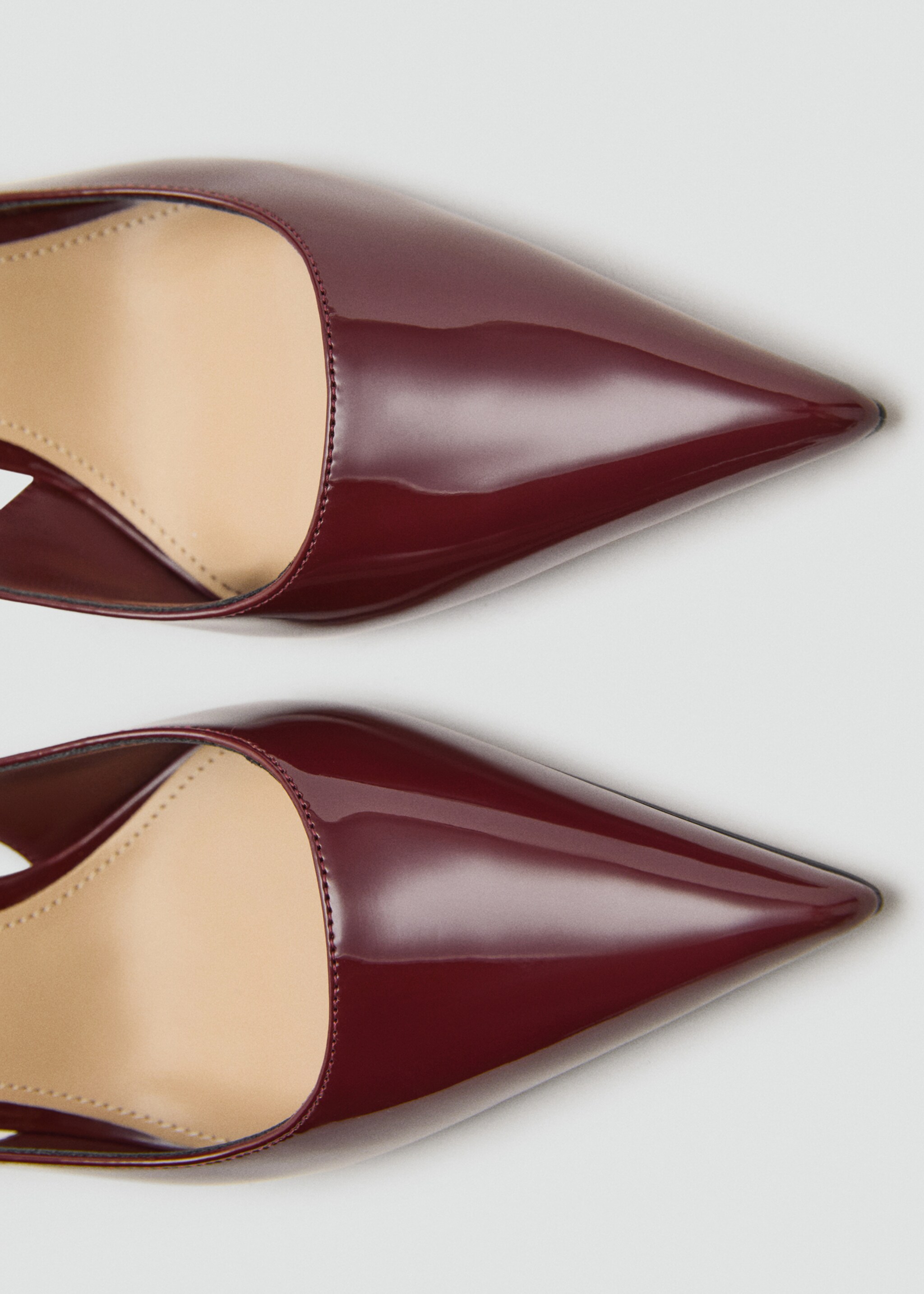 Escarpins en vernis à talon aiguille - Détail de l'article 2
