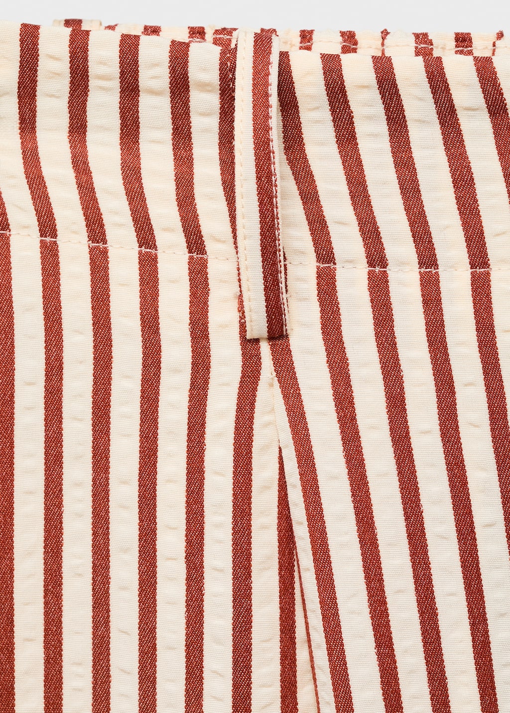 Pleated striped pants