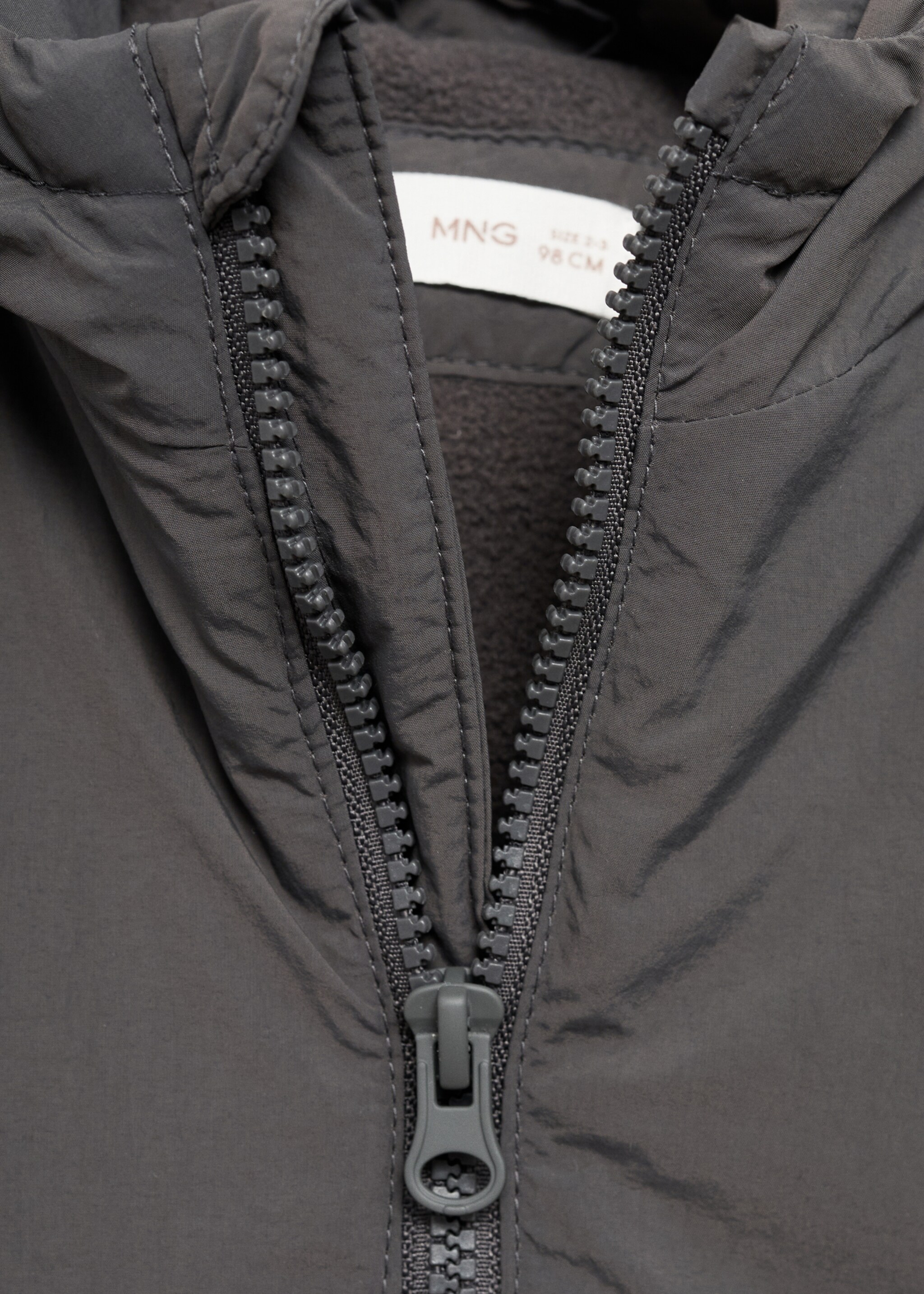 Hood quilted coat - Details of the article 8