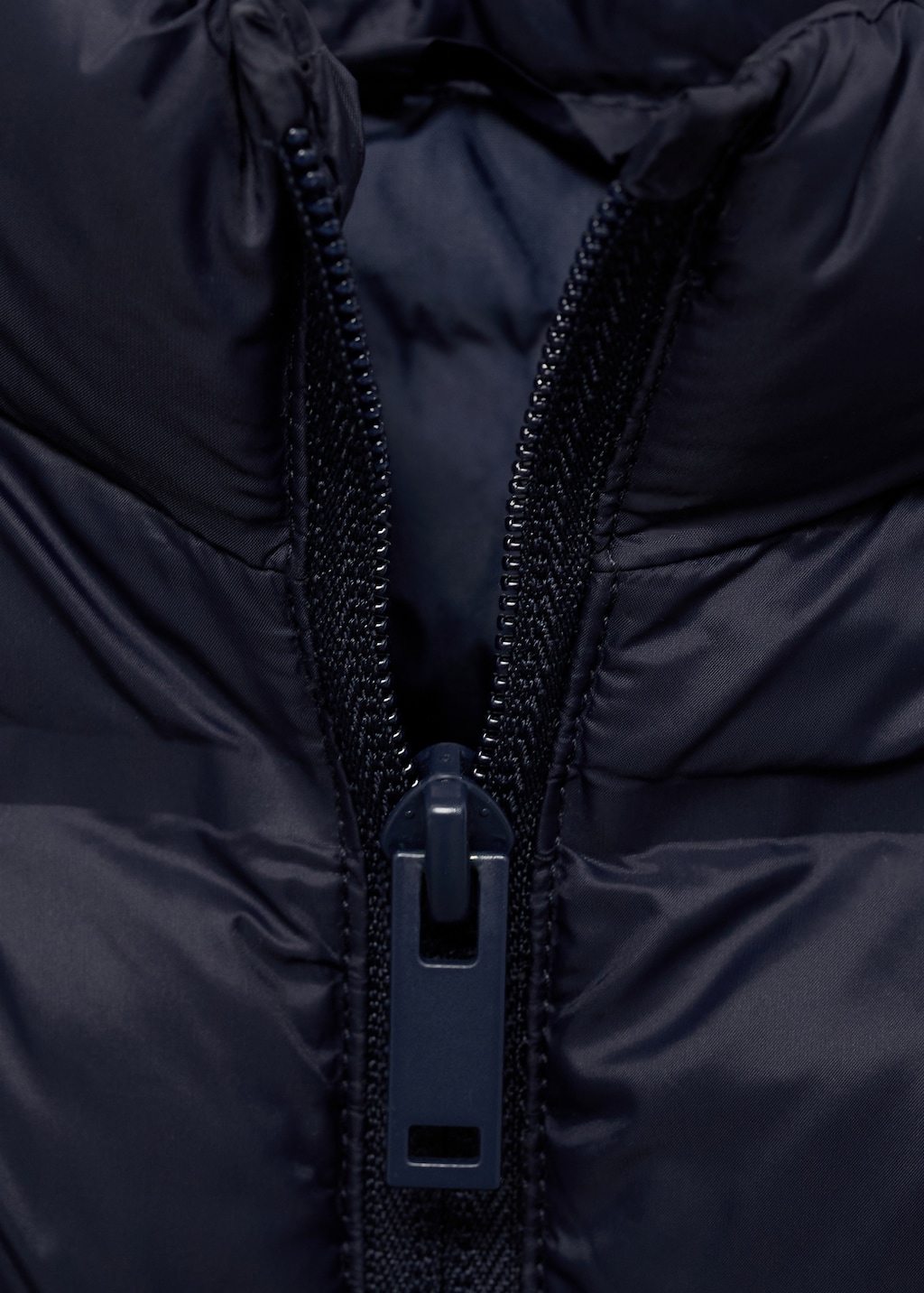 Waterproof quilted coat