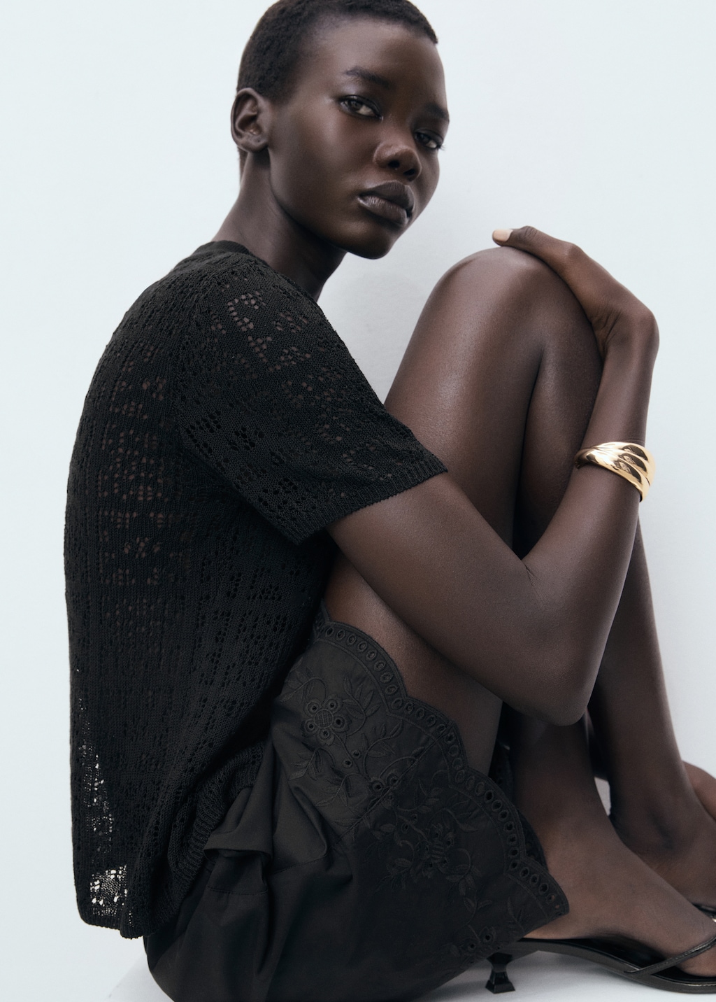 Crochet cardigan with toggle buttons