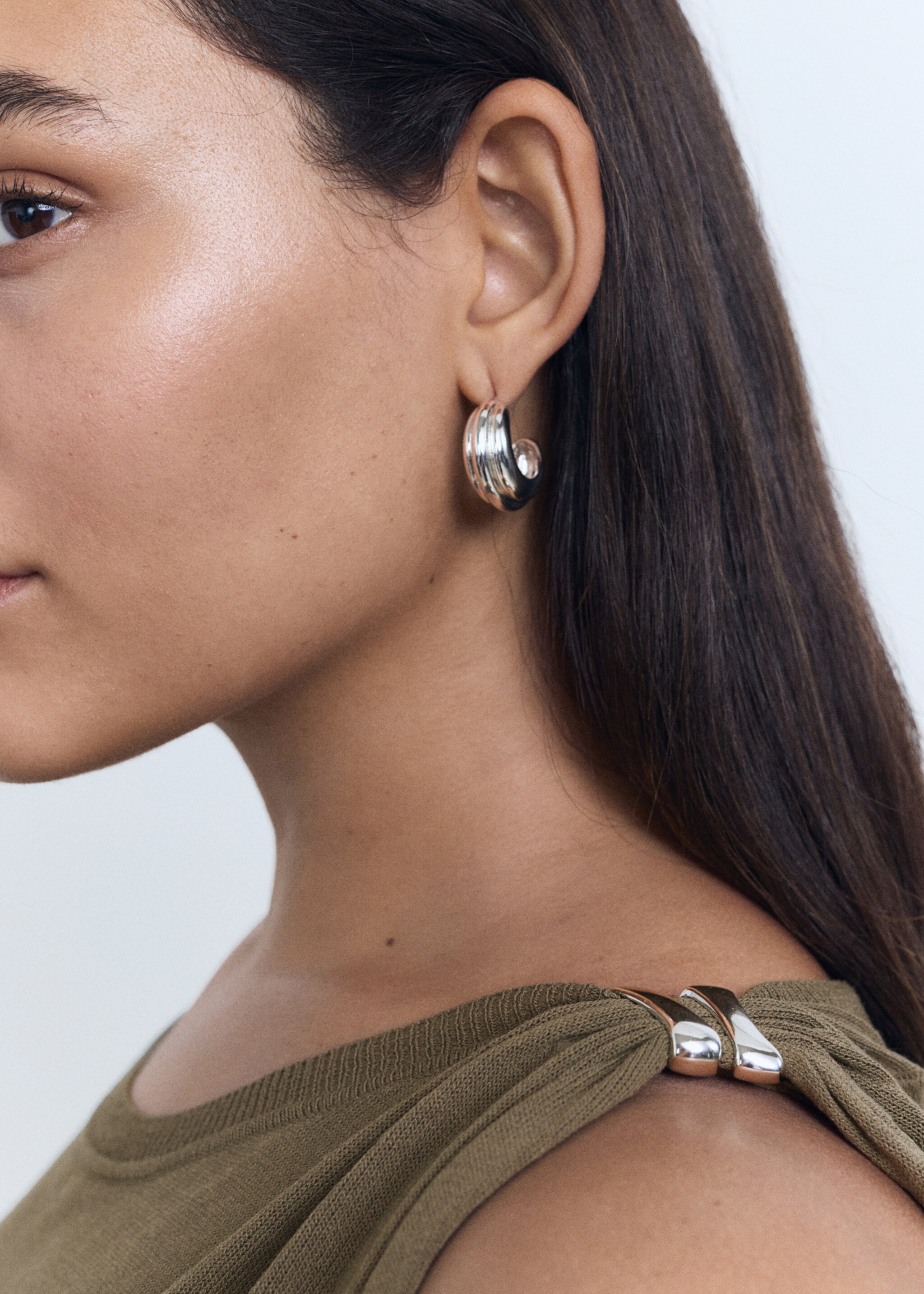 Pull en maille fine avec détails métalliques - Détail de l'article 4