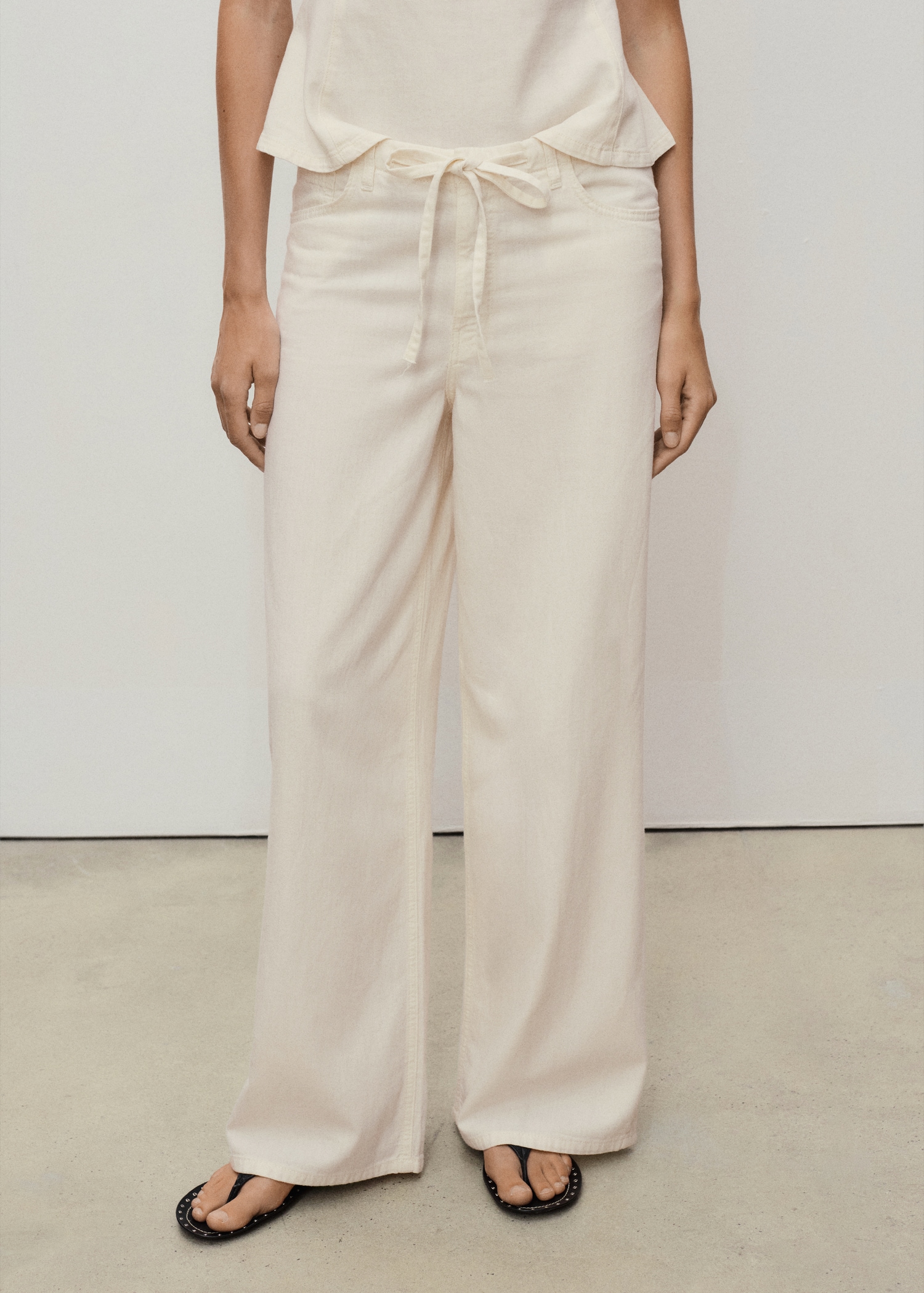 Pantalons denim wideleg cinturó - Pla mig